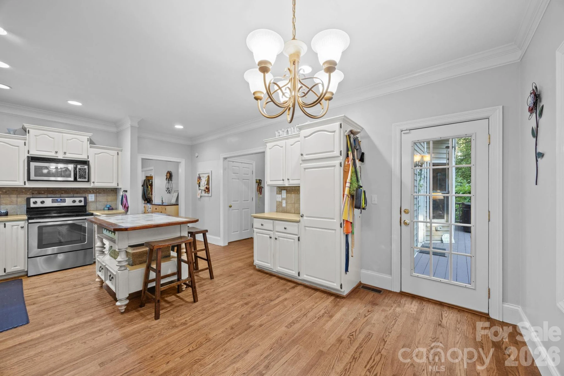5 Silverstone Drive - Photo 12