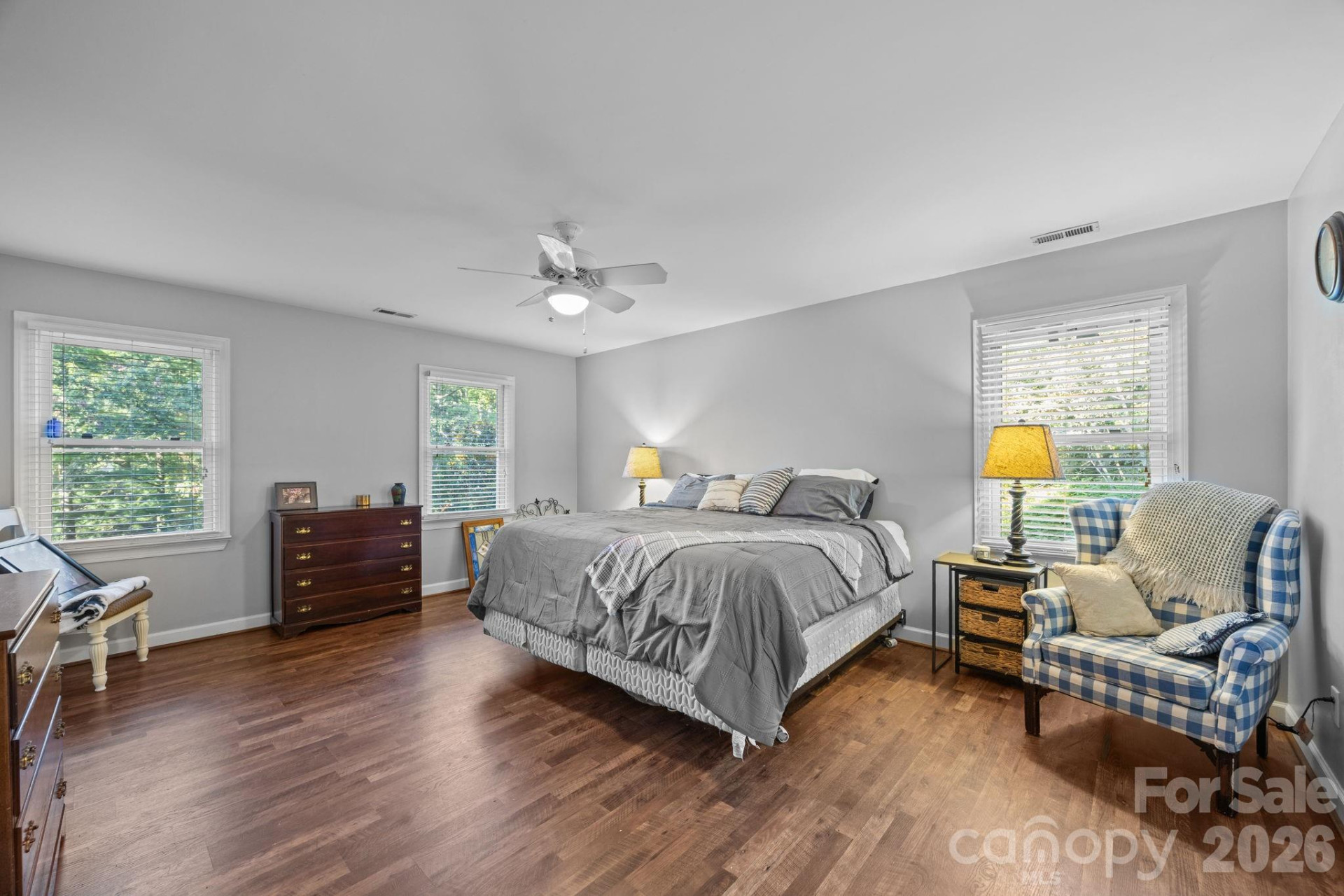 5 Silverstone Drive - Photo 18