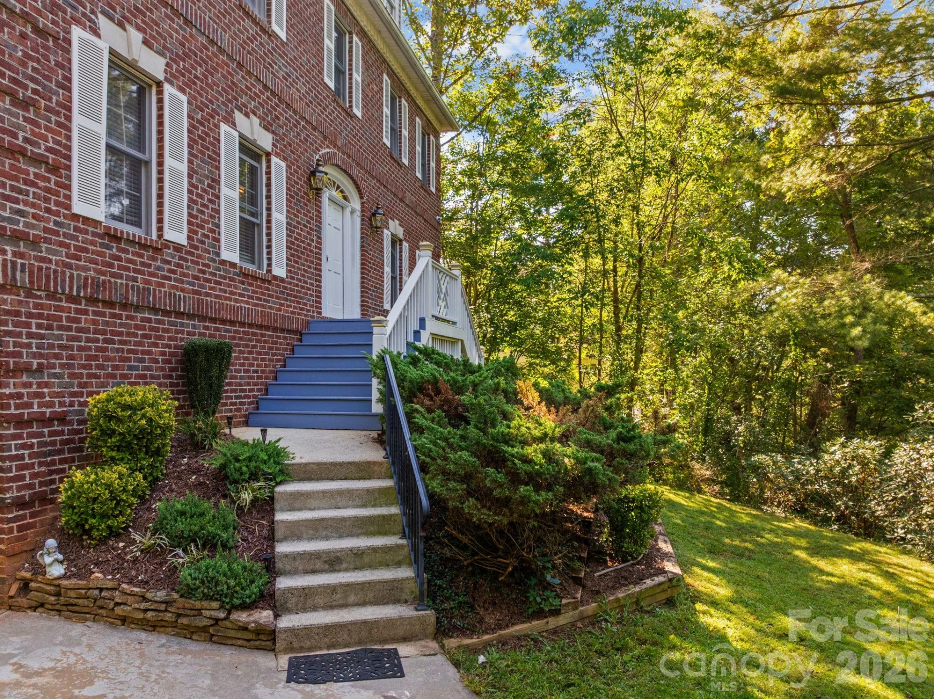 5 Silverstone Drive - Photo 42