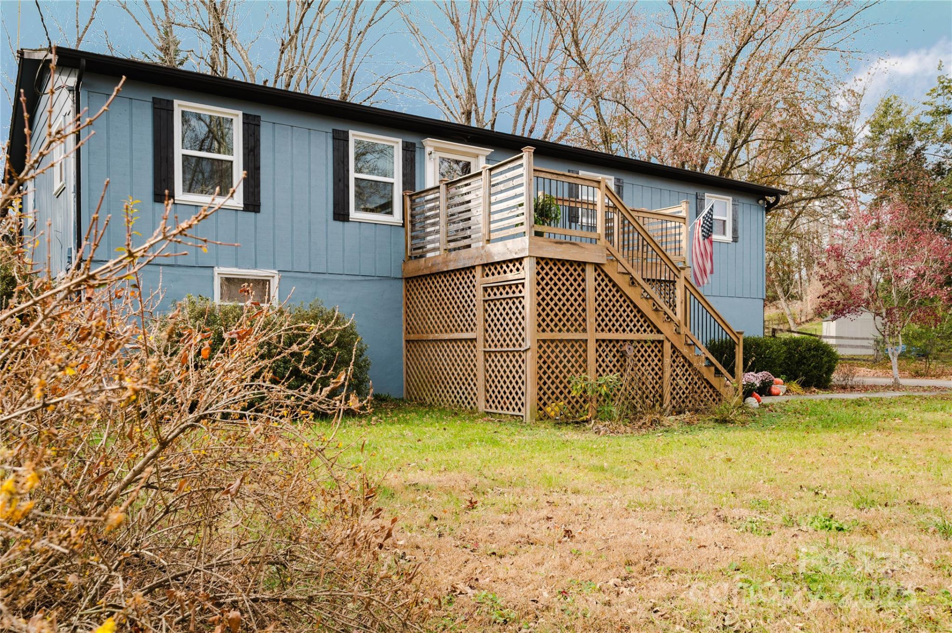 20 Ridgeway Drive - Photo 3