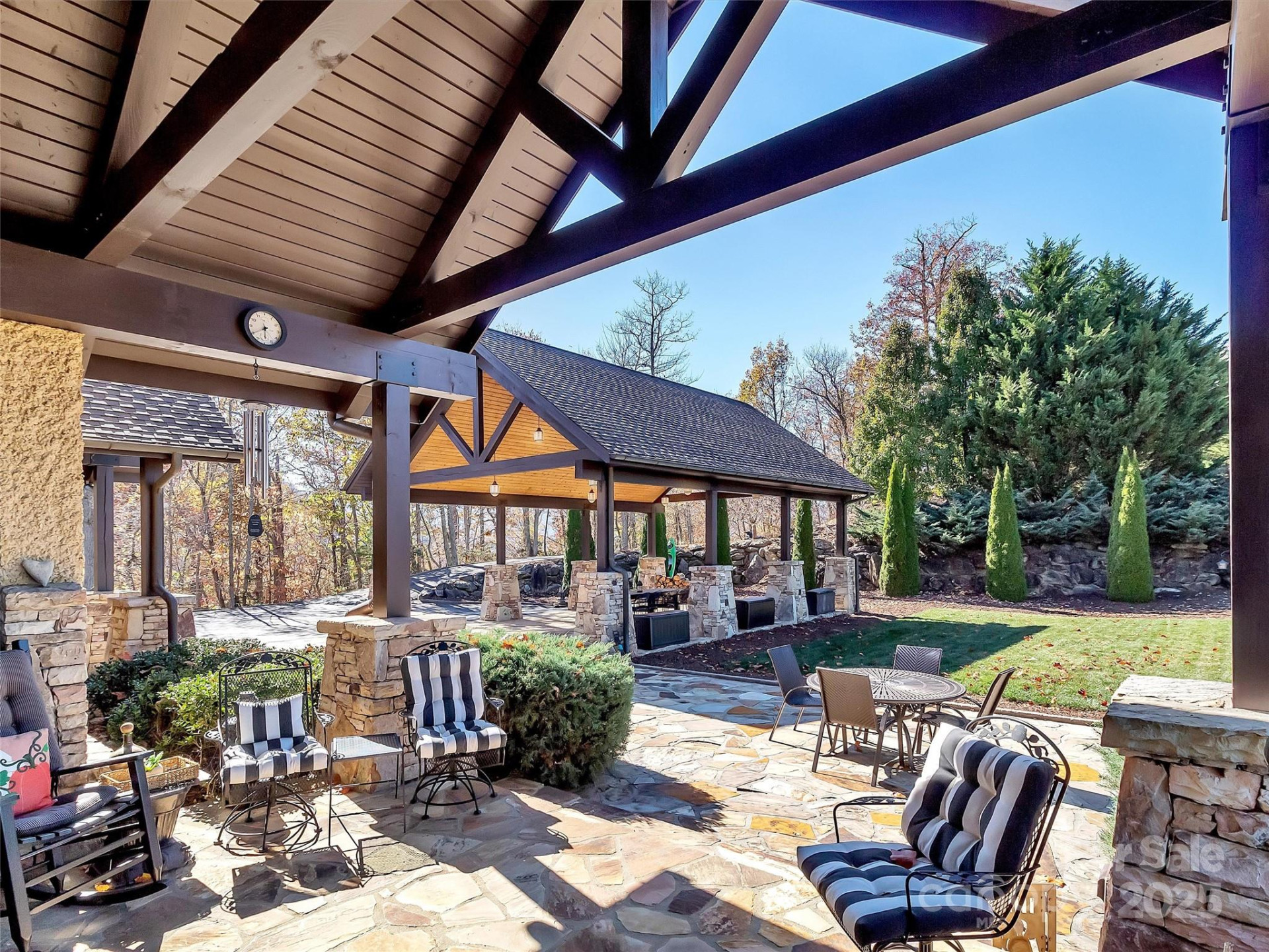 93 Lombard Street - Photo 10