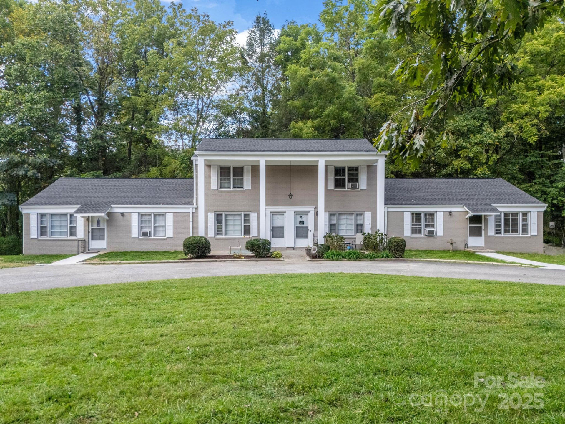 2715 Greenville Highway