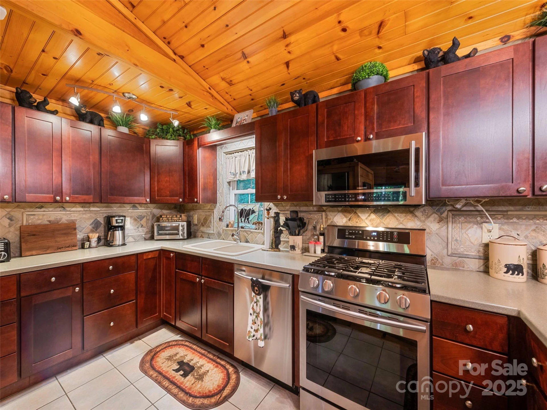 839 Wolf Laurel Drive - Photo 18