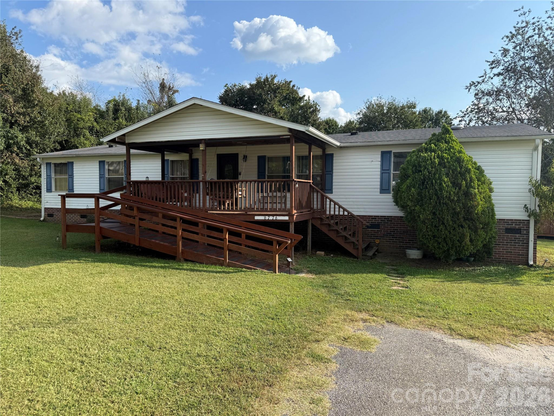 6776 Cobbs Place - Photo 2