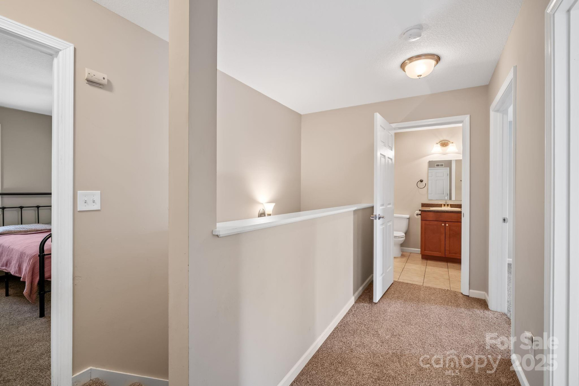 33 English Ivy Road - Photo 15