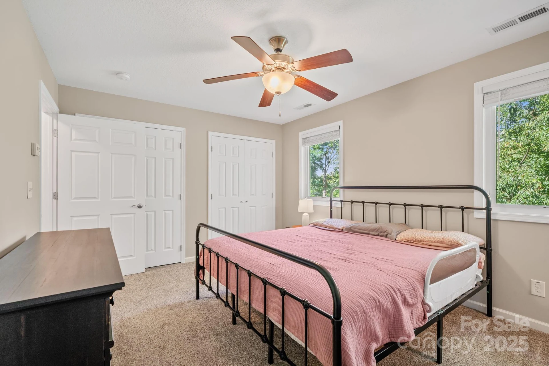 33 English Ivy Road - Photo 17