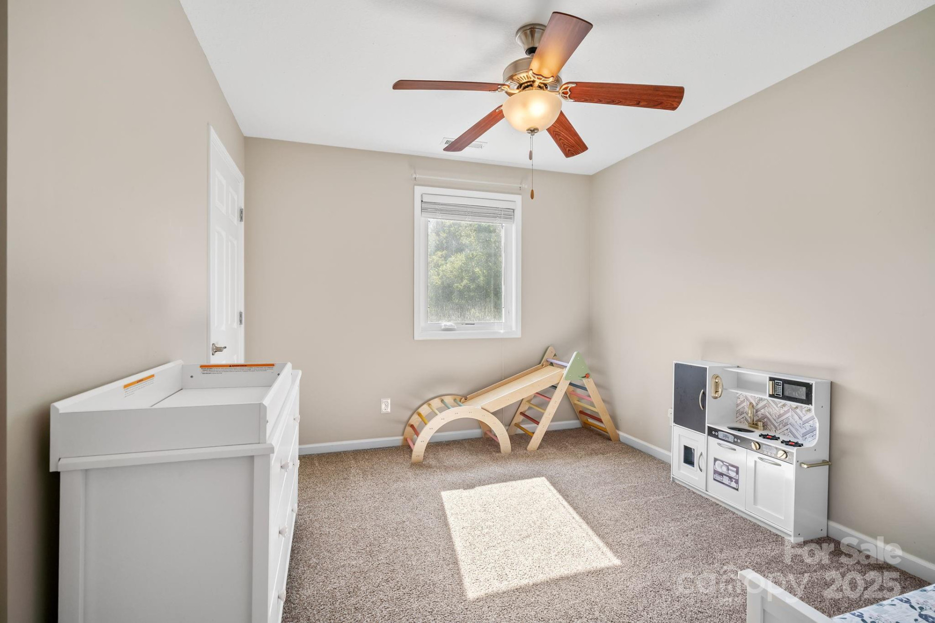 33 English Ivy Road - Photo 20