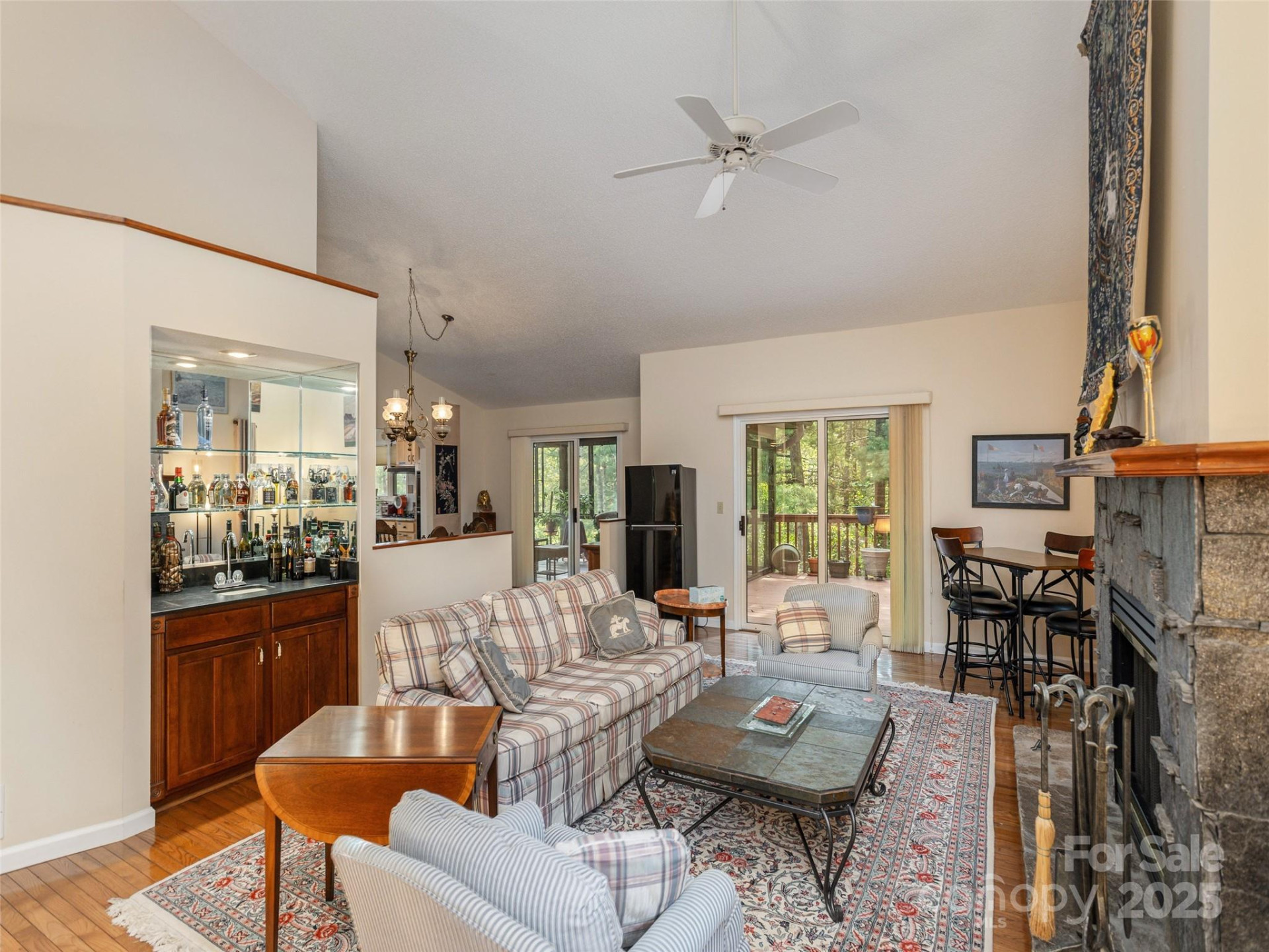 30 Hillcreek Drive - Photo 8