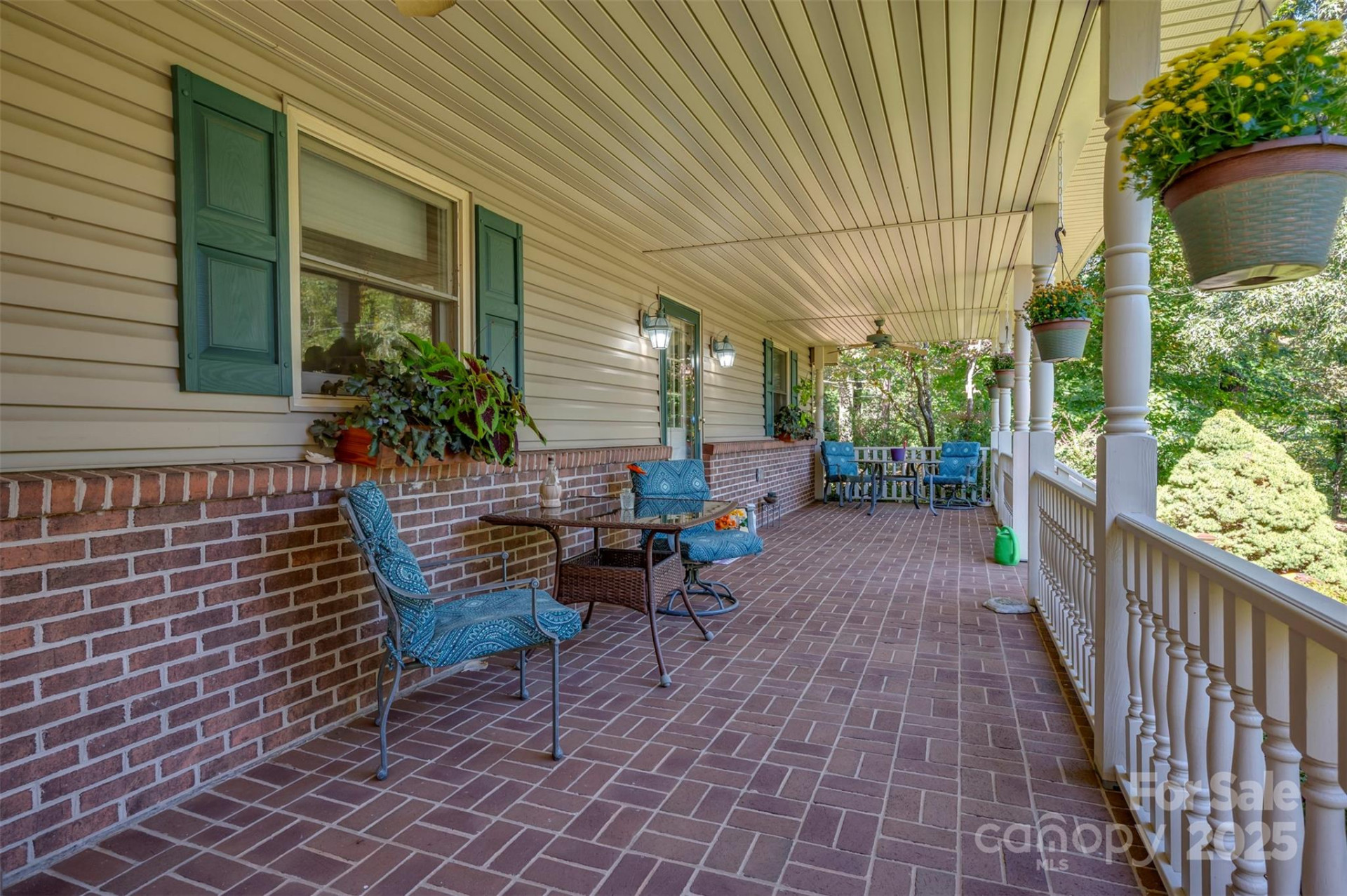 1280 Henderson Road - Photo 3
