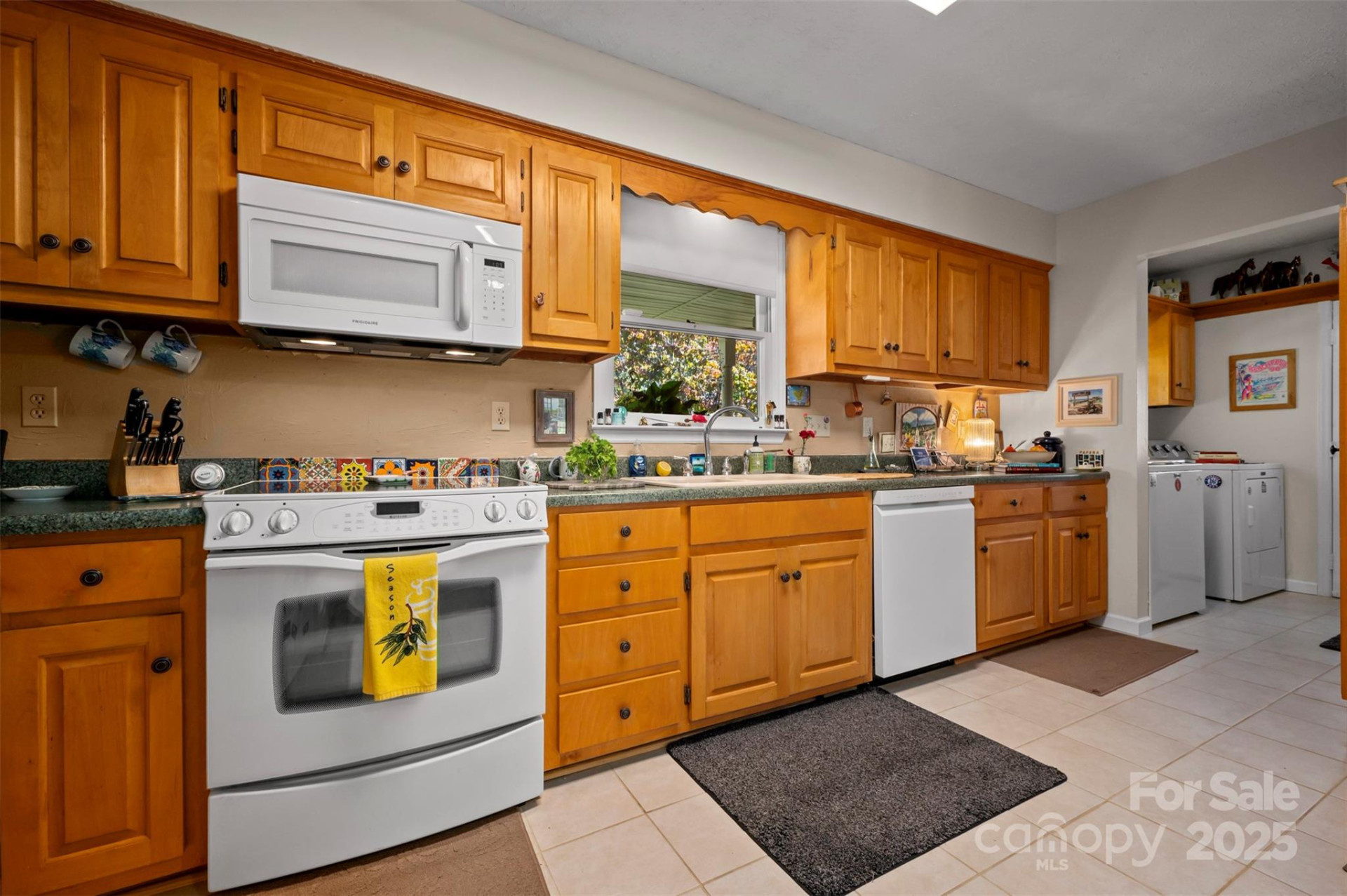 1280 Henderson Road - Photo 8