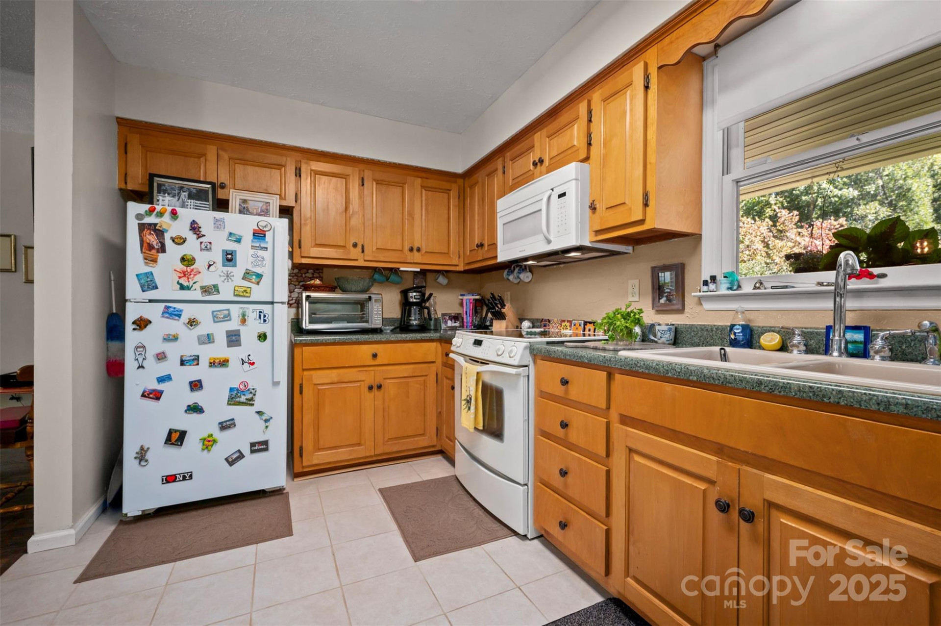 1280 Henderson Road - Photo 9