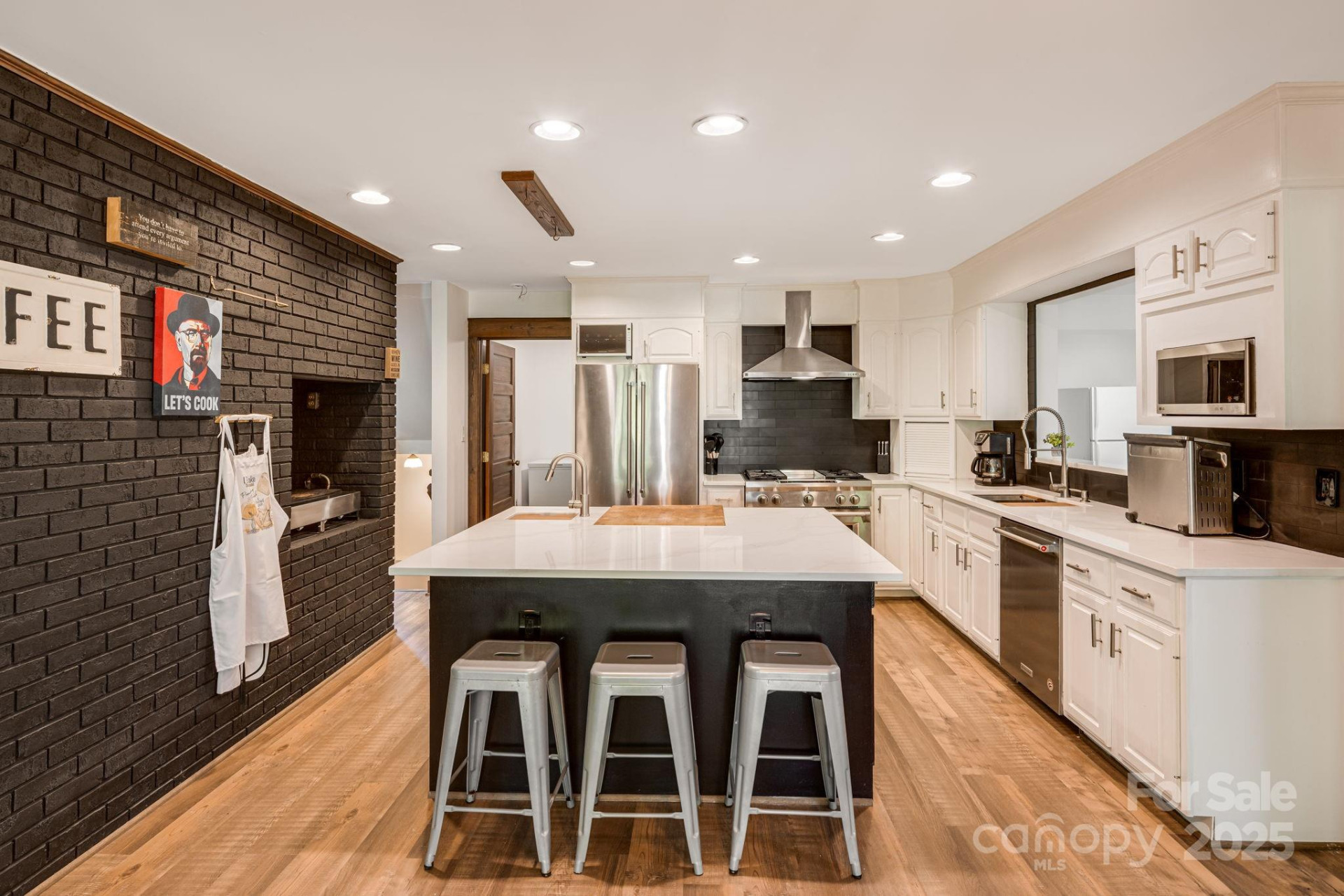 131 Jonadel Court - Photo 13