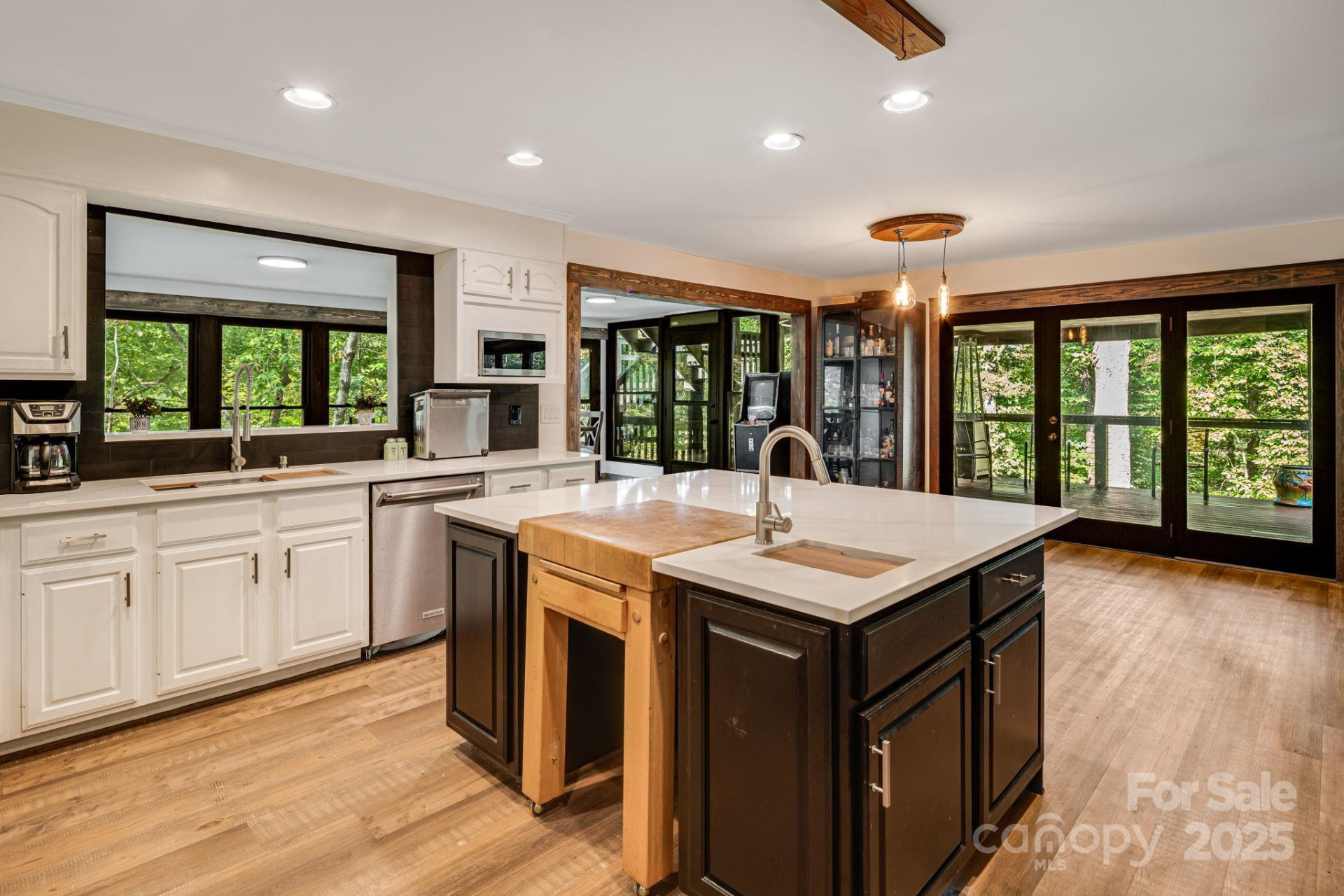 131 Jonadel Court - Photo 16