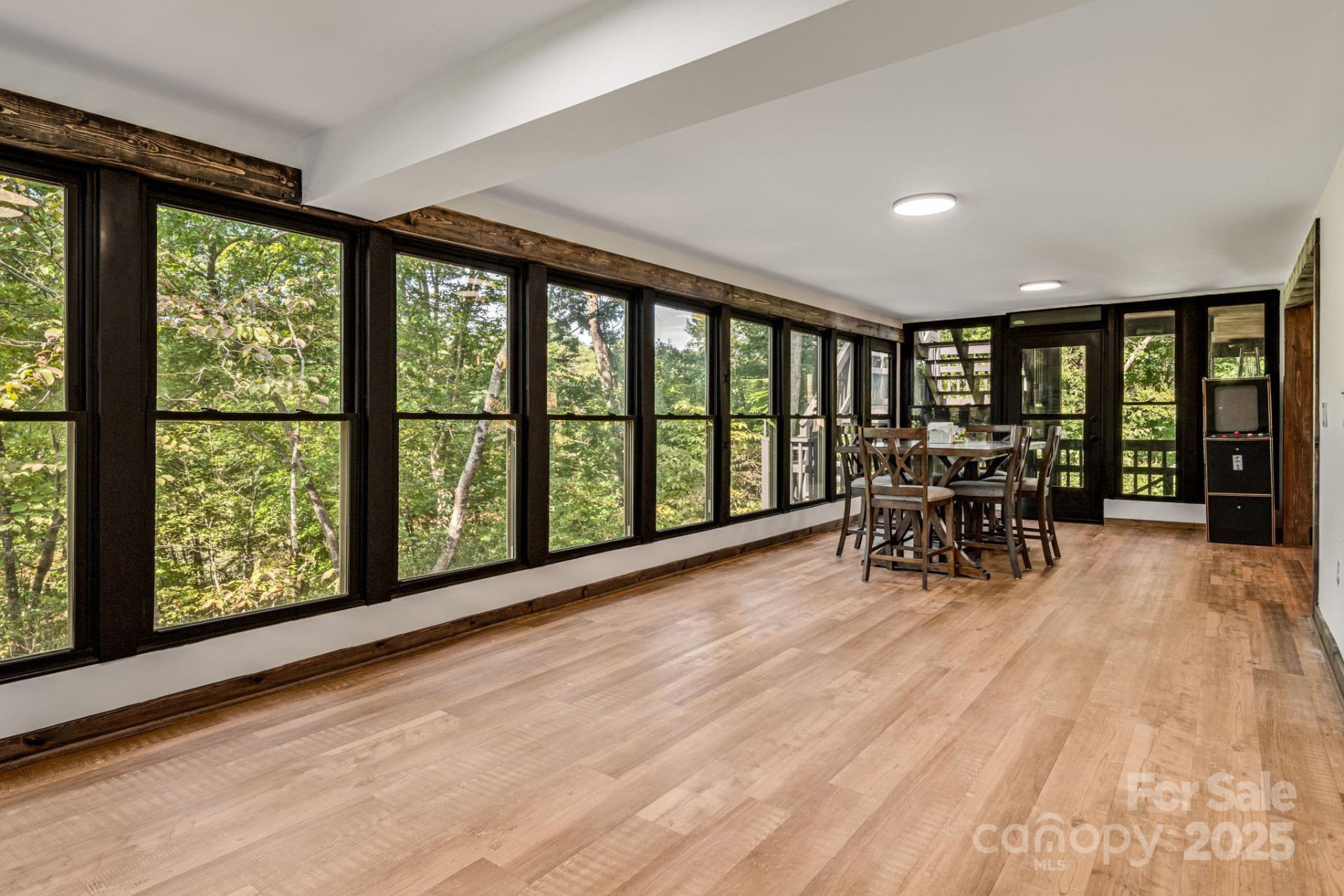 131 Jonadel Court - Photo 18