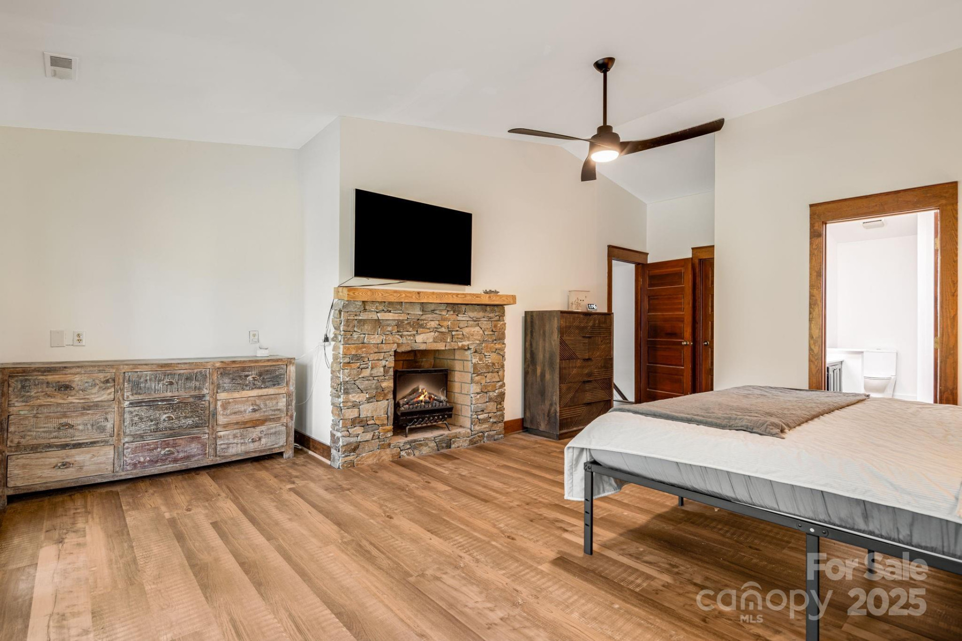 131 Jonadel Court - Photo 25