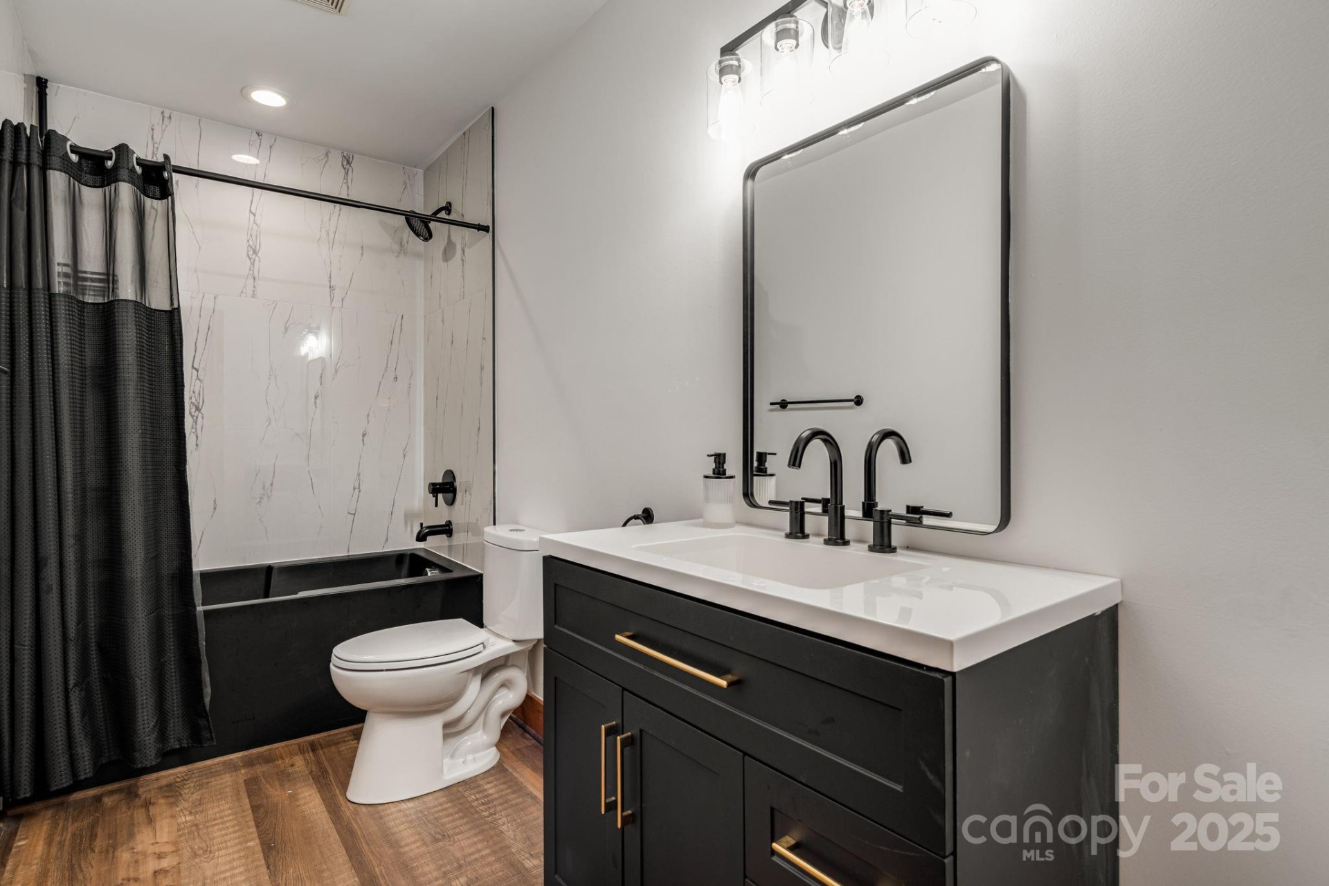 131 Jonadel Court - Photo 32