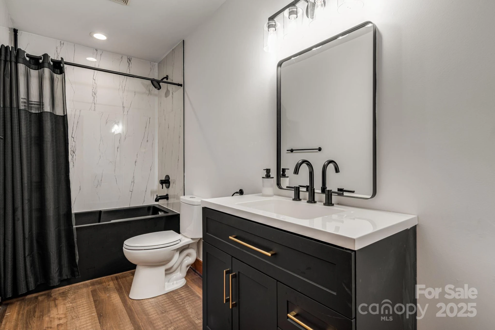 131 Jonadel Court - Photo 32