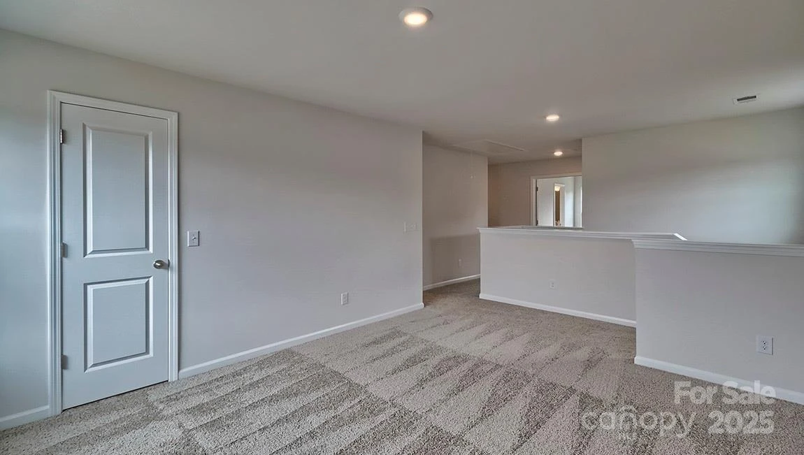 132 Queen Valley Way - Photo 14