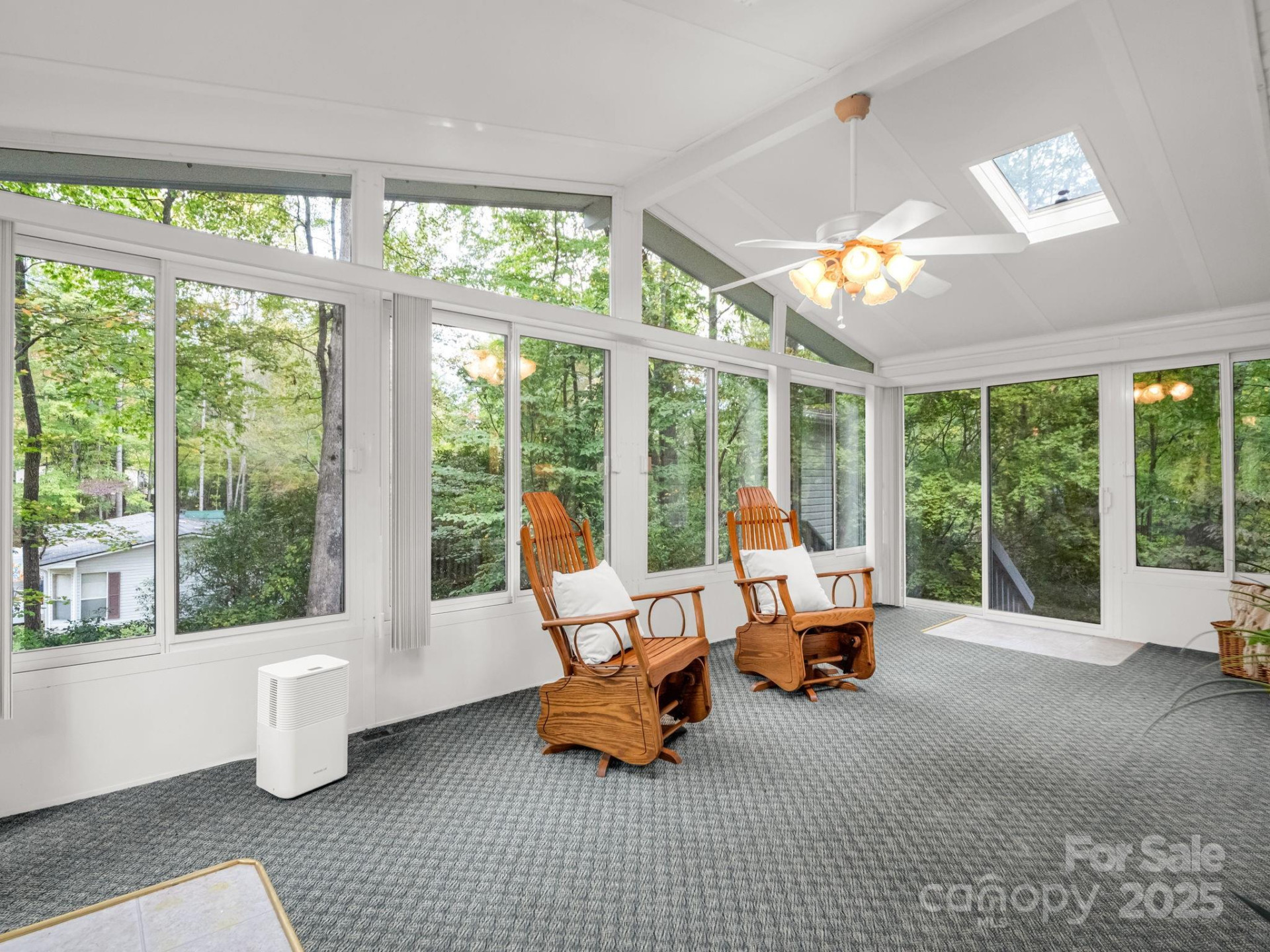 10 Greenwood Acres Drive - Photo 4