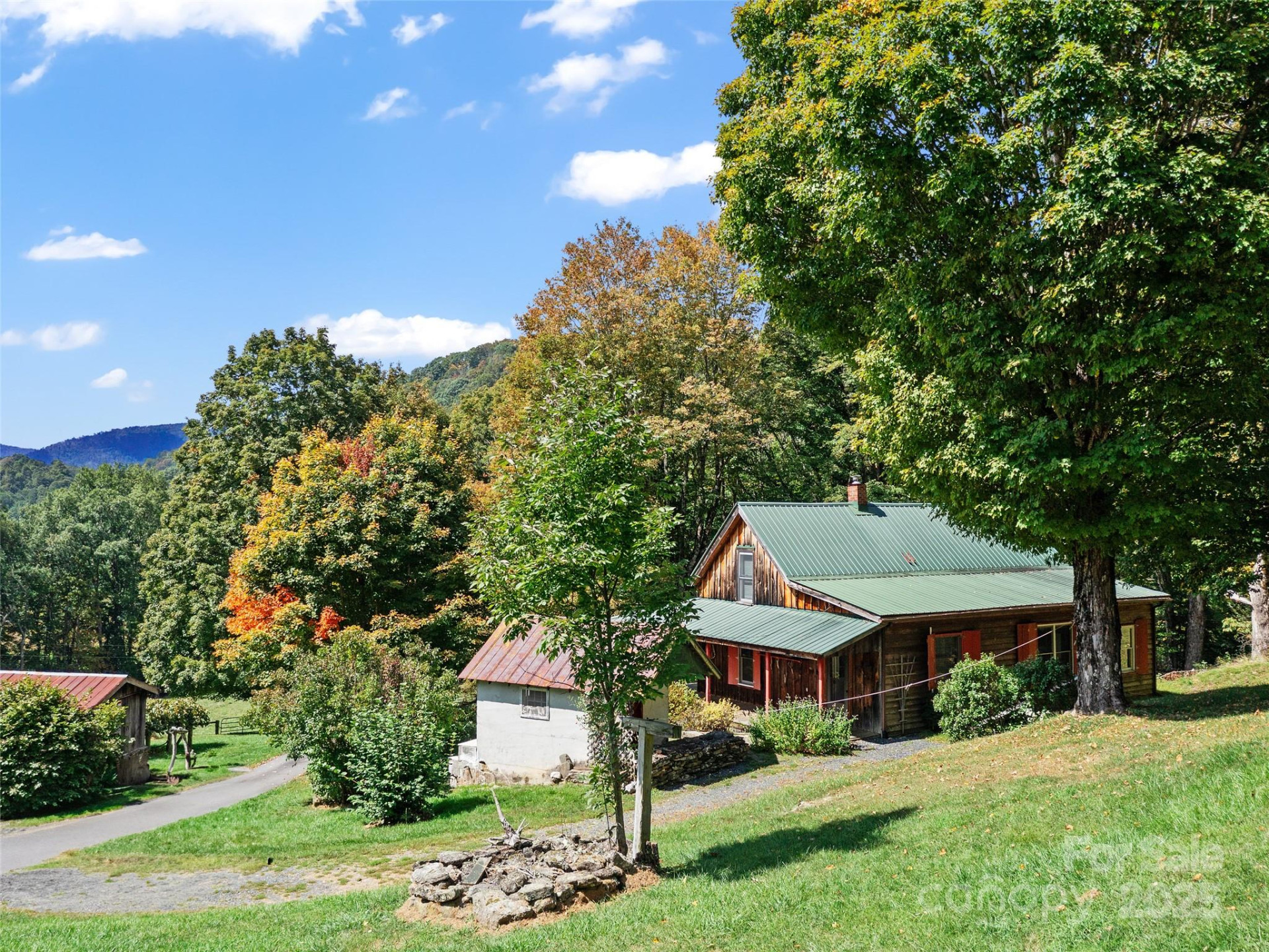 1992 Green Creek Road - Photo 31