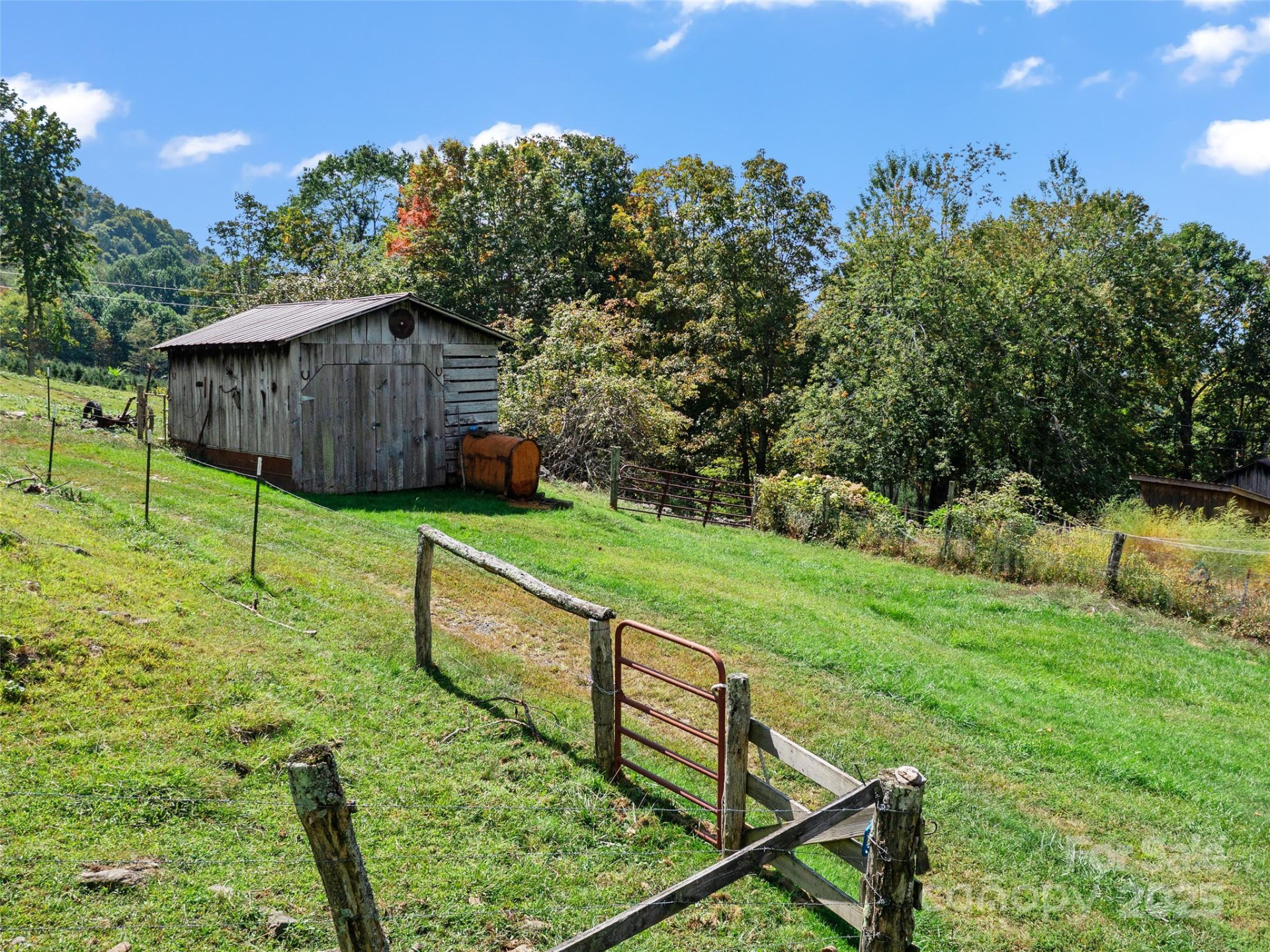 1992 Green Creek Road - Photo 40