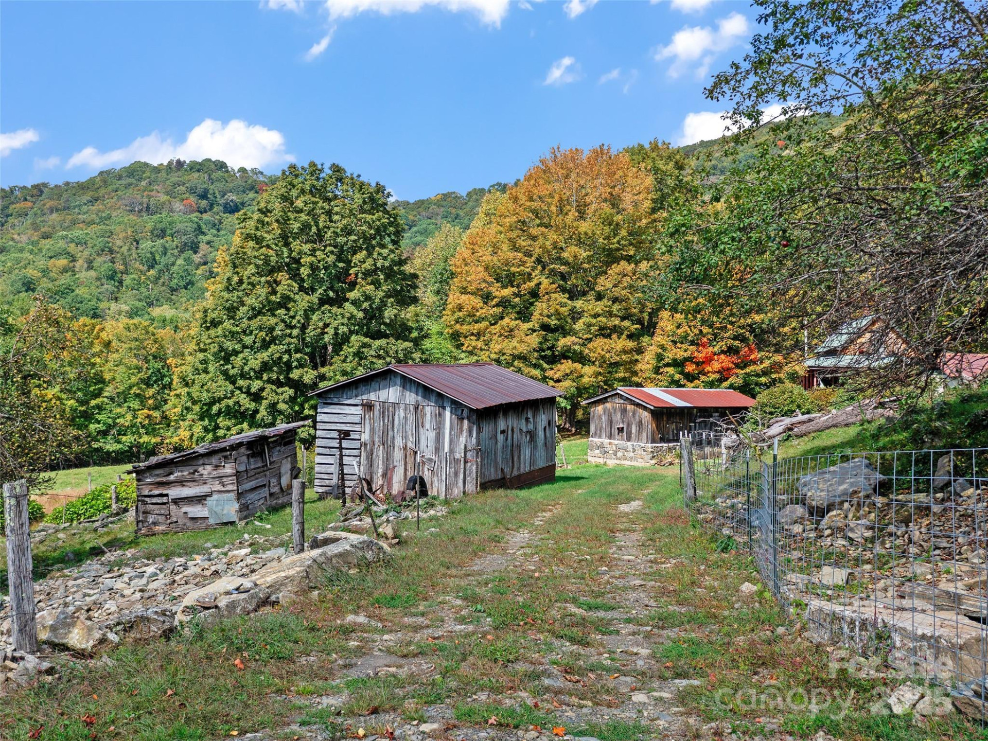 1992 Green Creek Road - Photo 47