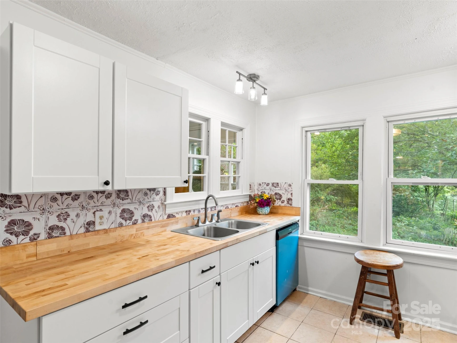 27 Barkn Cove - Photo 8