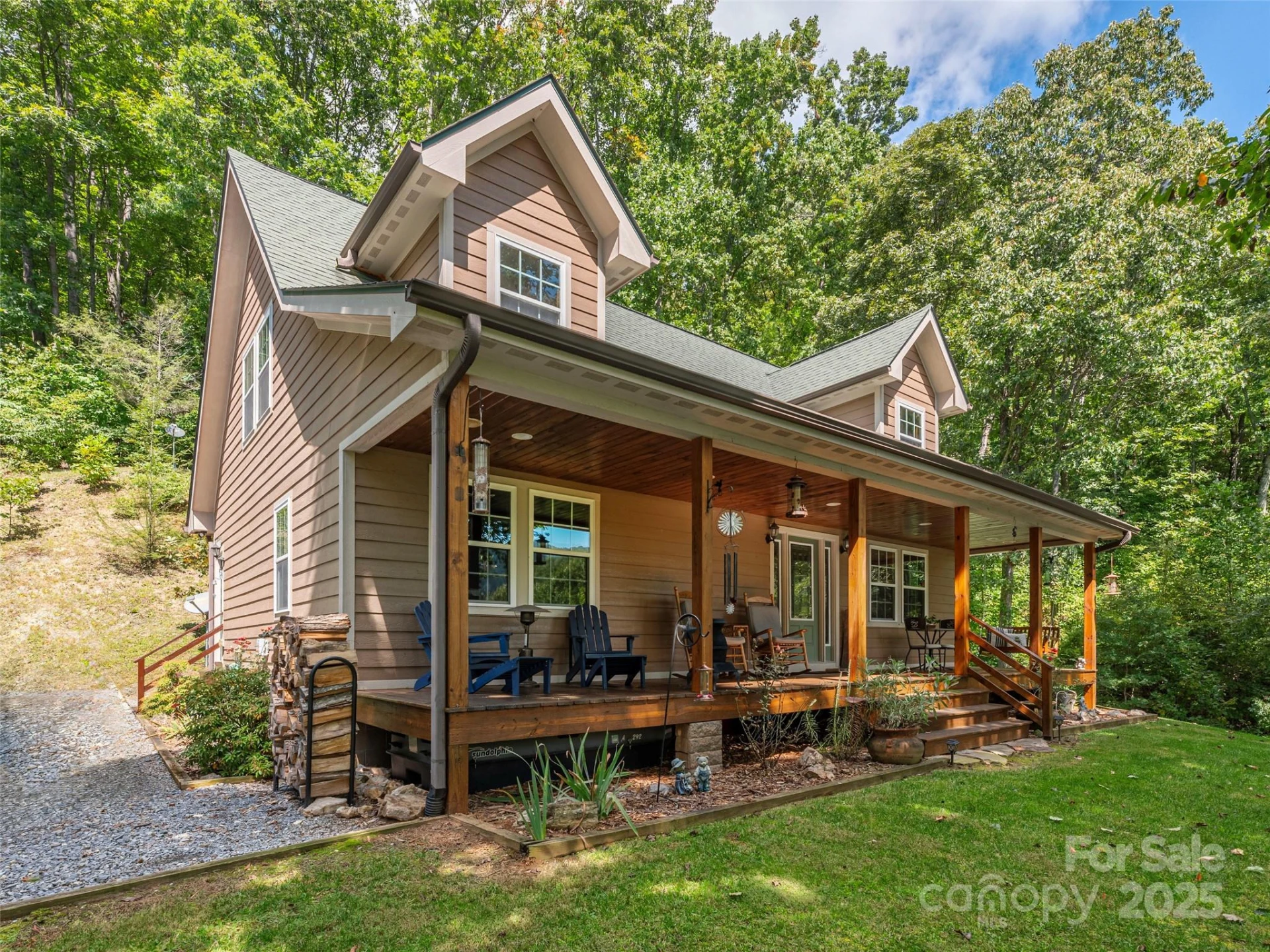 27 Little Roundtop Road