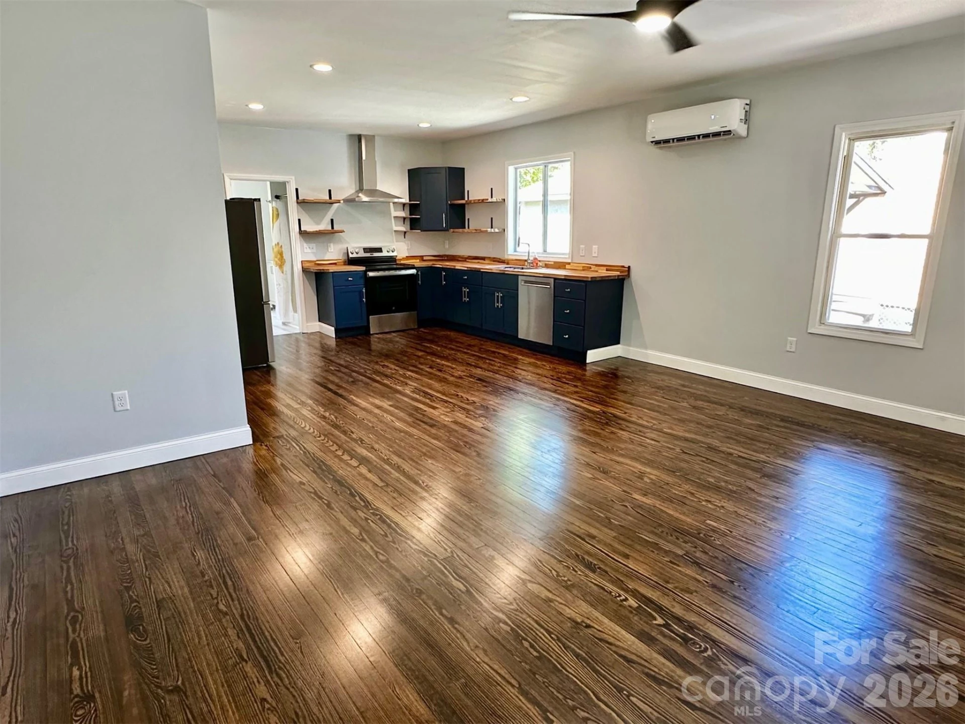 11 Martel Lane - Photo 3