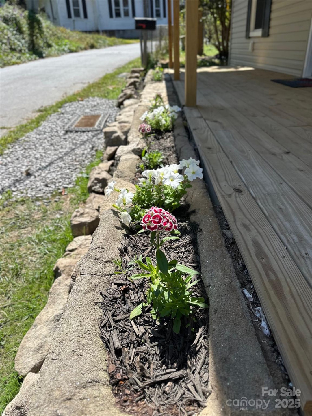 11 Martel Lane - Photo 22