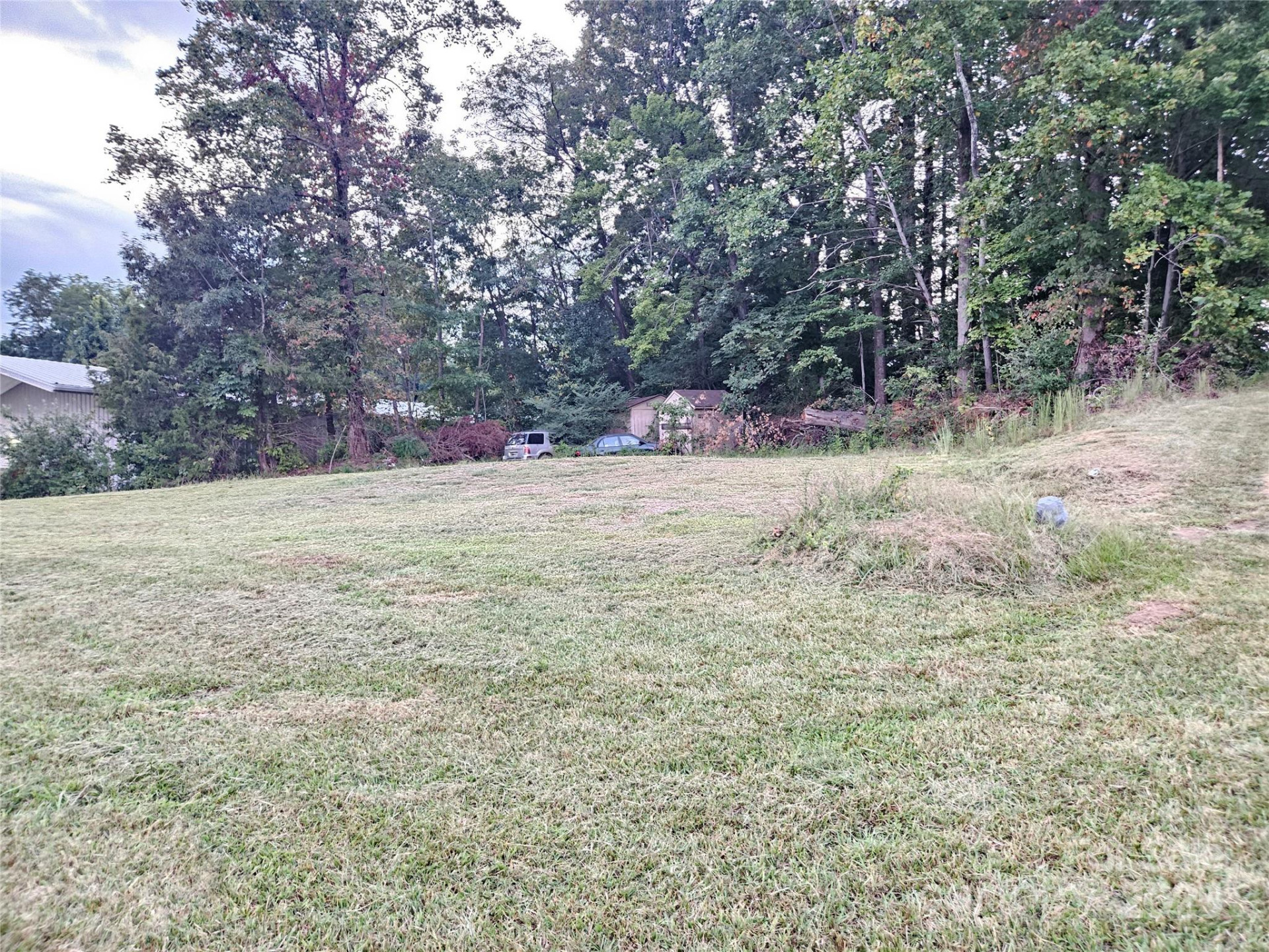 891 Court Street - Photo 2