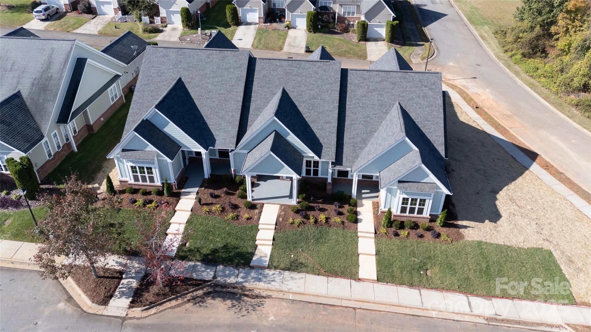 100 Ivy Court - Photo 9