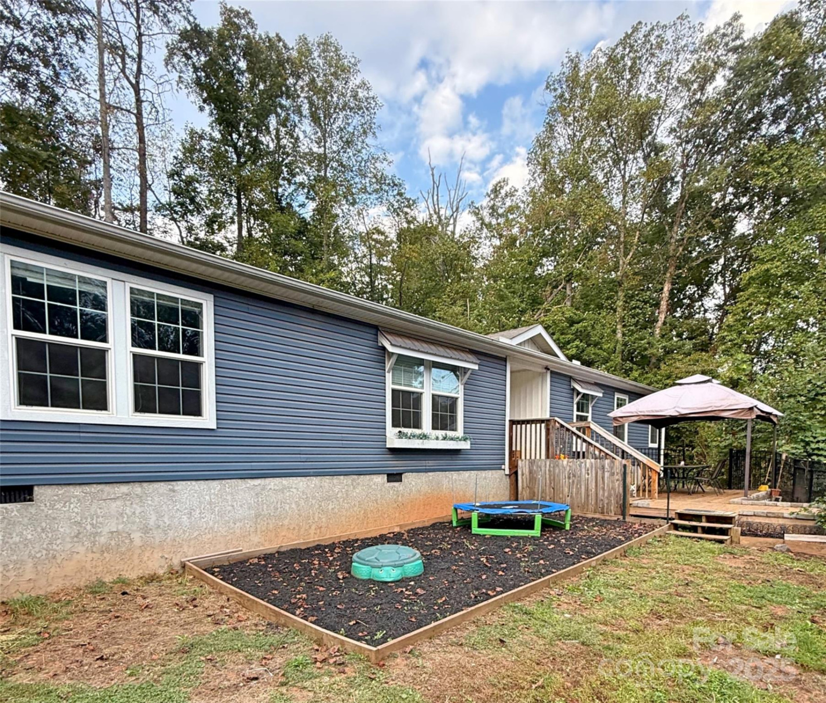 824 Dillsboro Road
