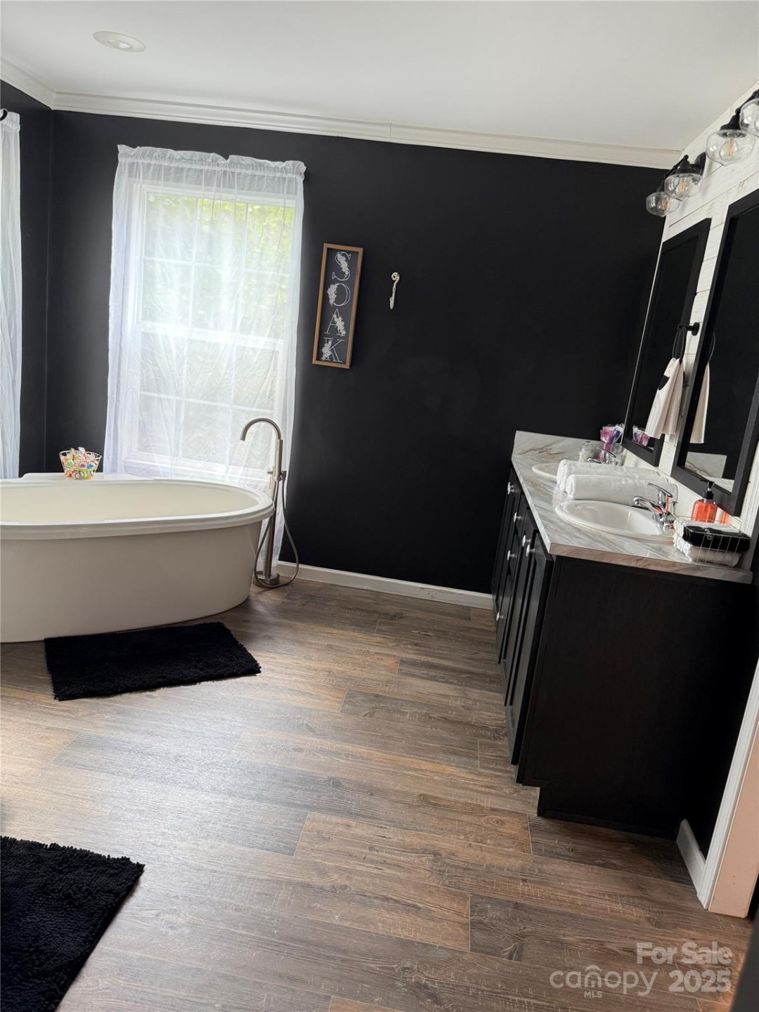 824 Dillsboro Road - Photo 10