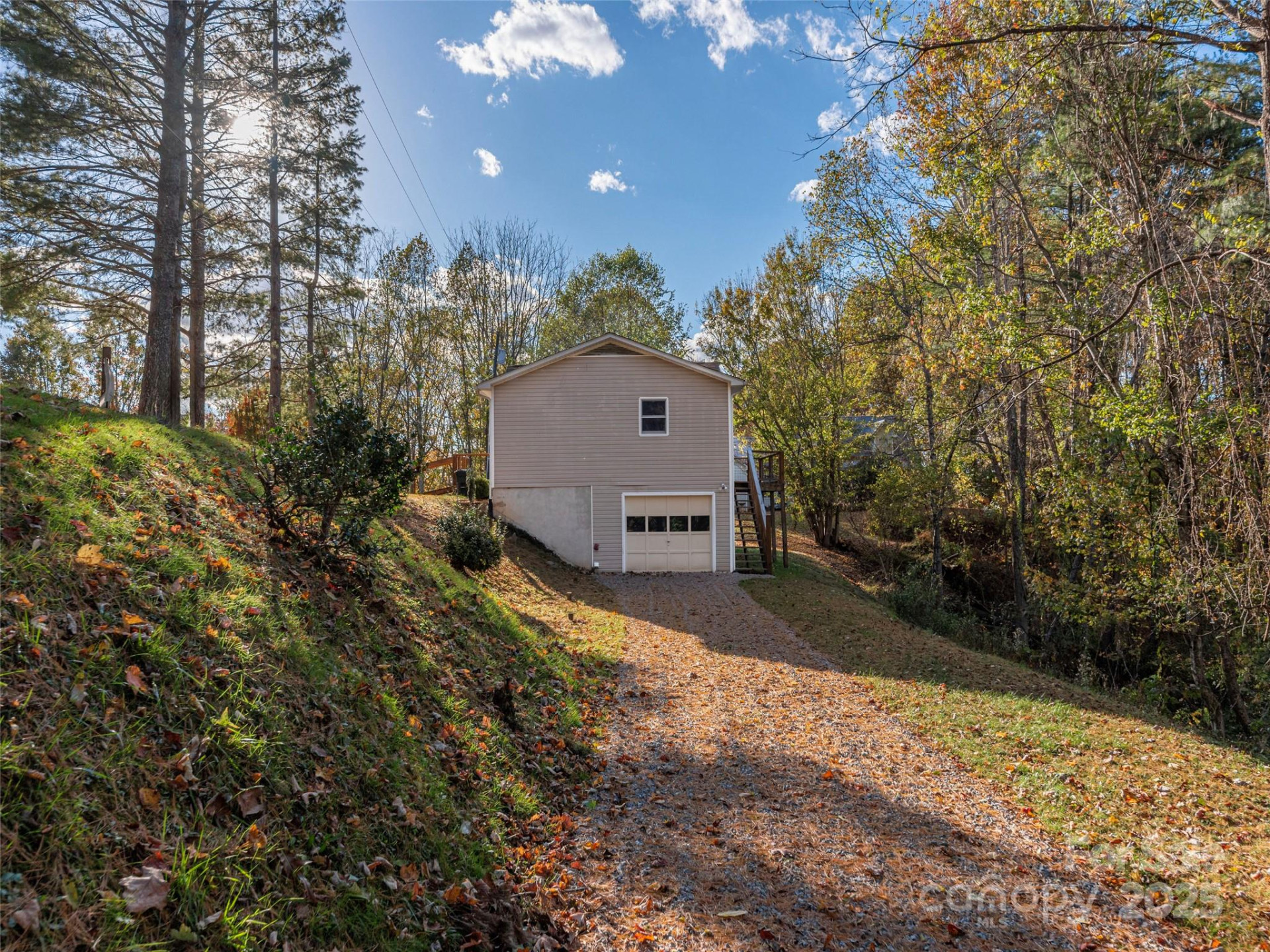 286 Keith Drive - Photo 3