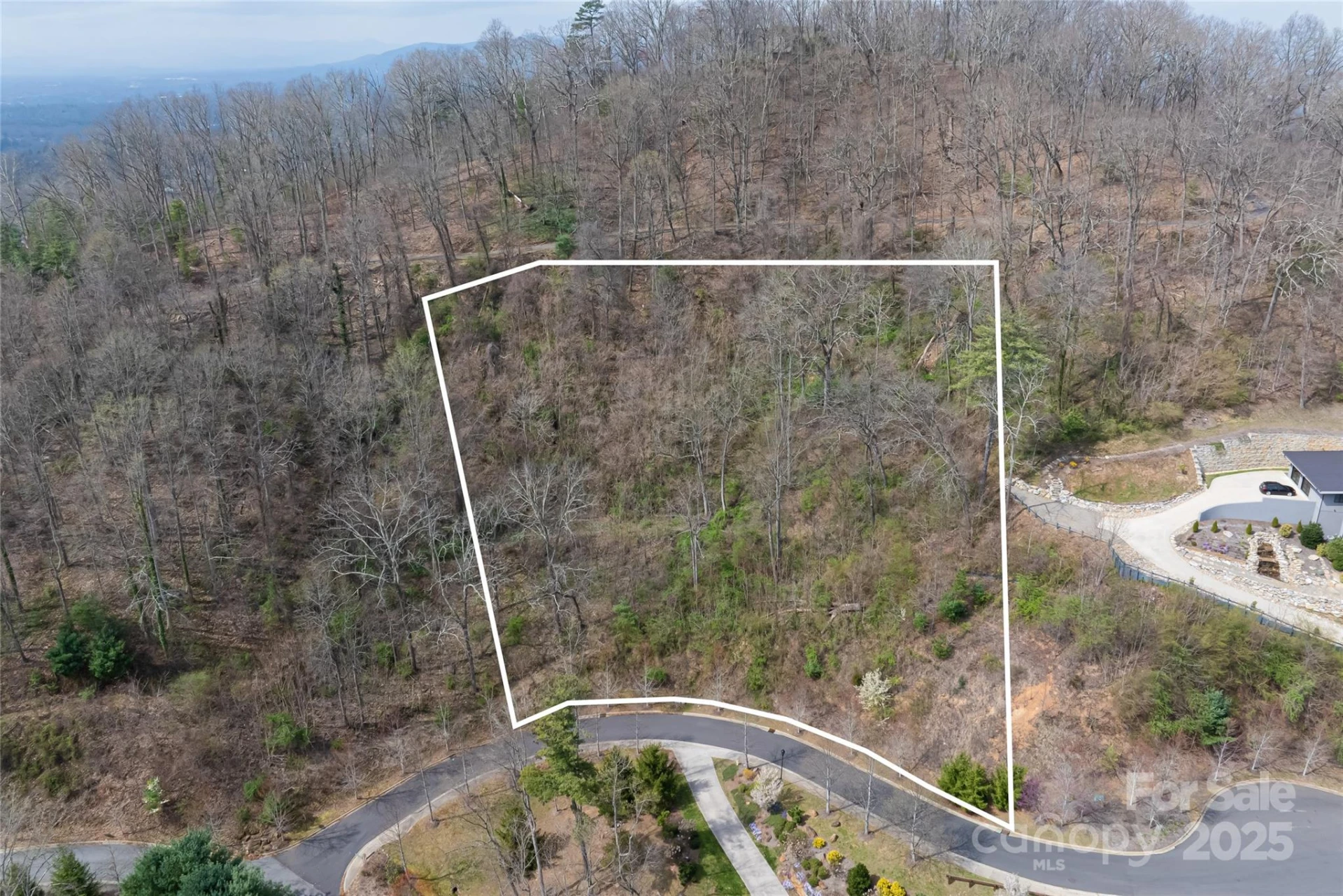 12 Grovepoint Way