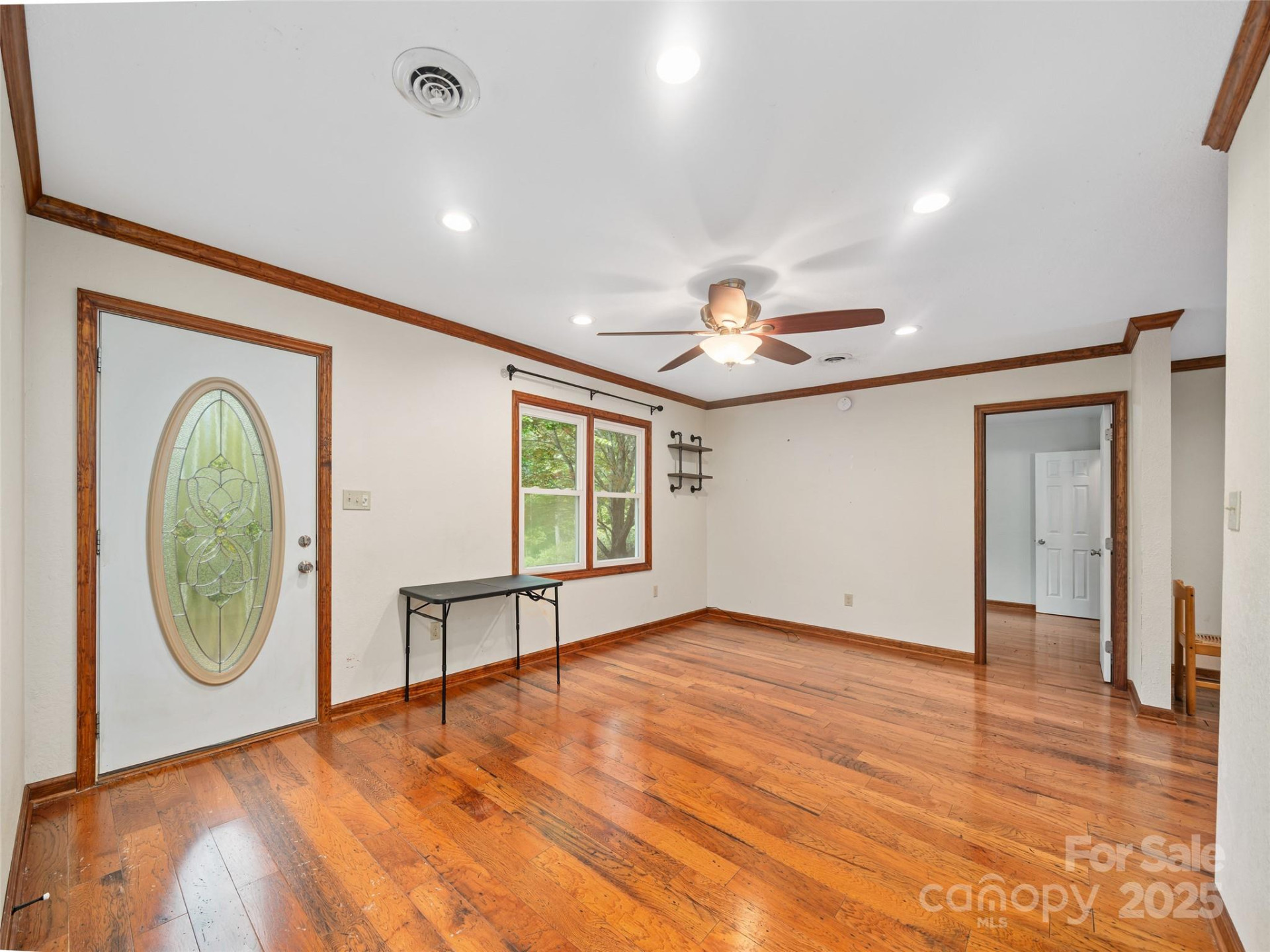 158 Dover Lane - Photo 3