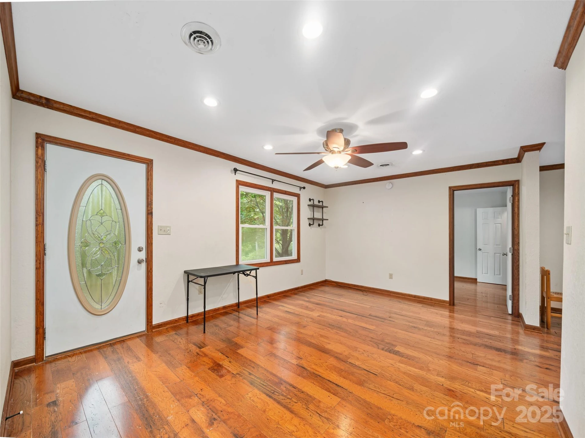 158 Dover Lane - Photo 3