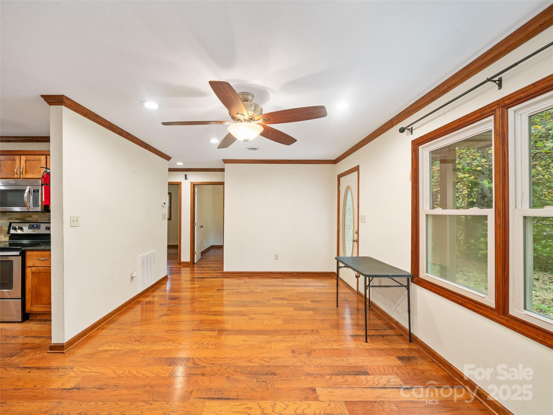 158 Dover Lane - Photo 4