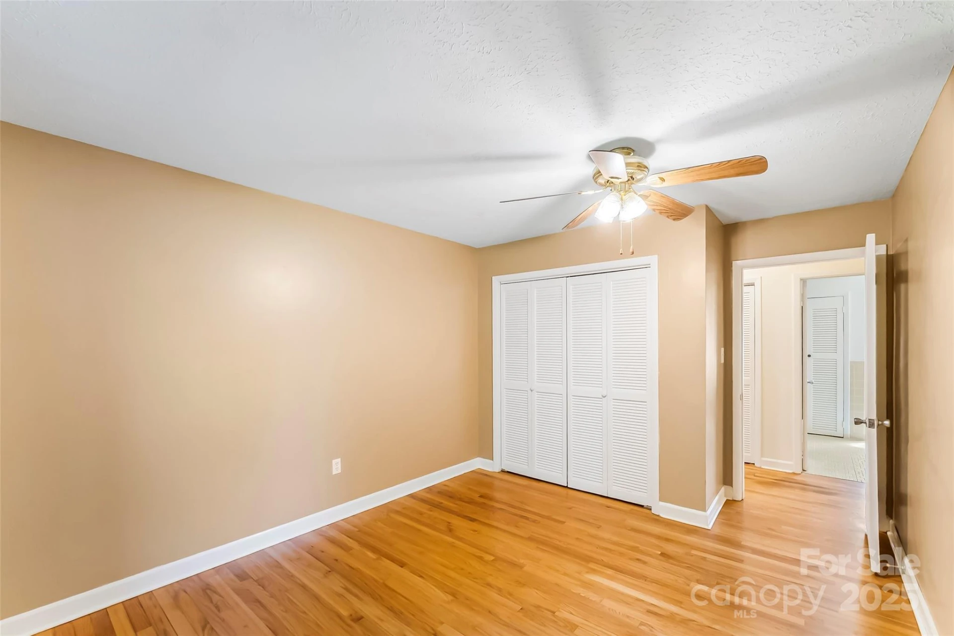 5325 US 70 Highway - Photo 13