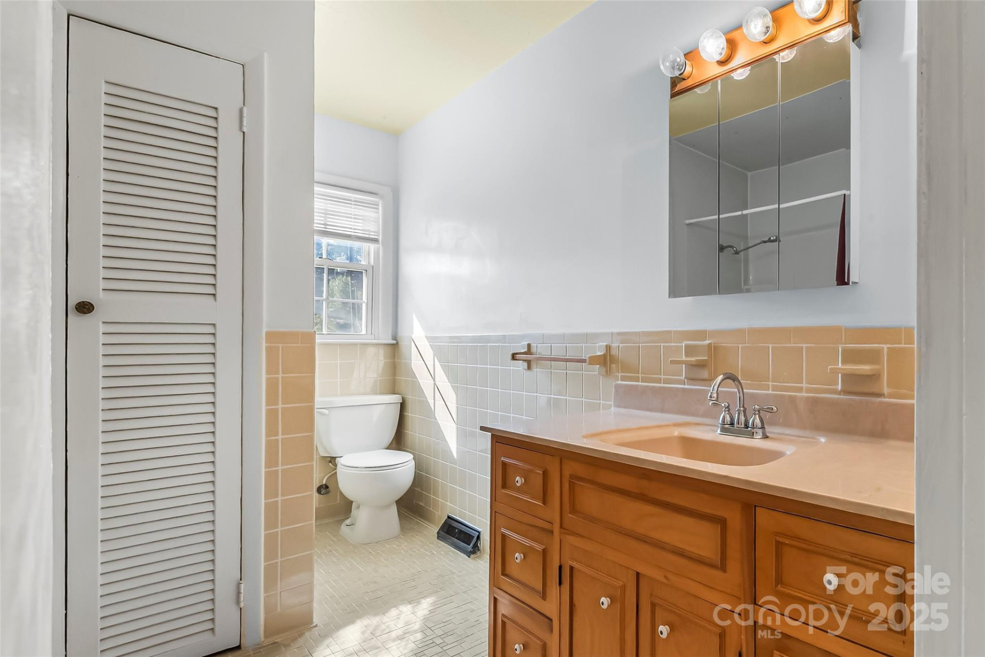 5325 US 70 Highway - Photo 15