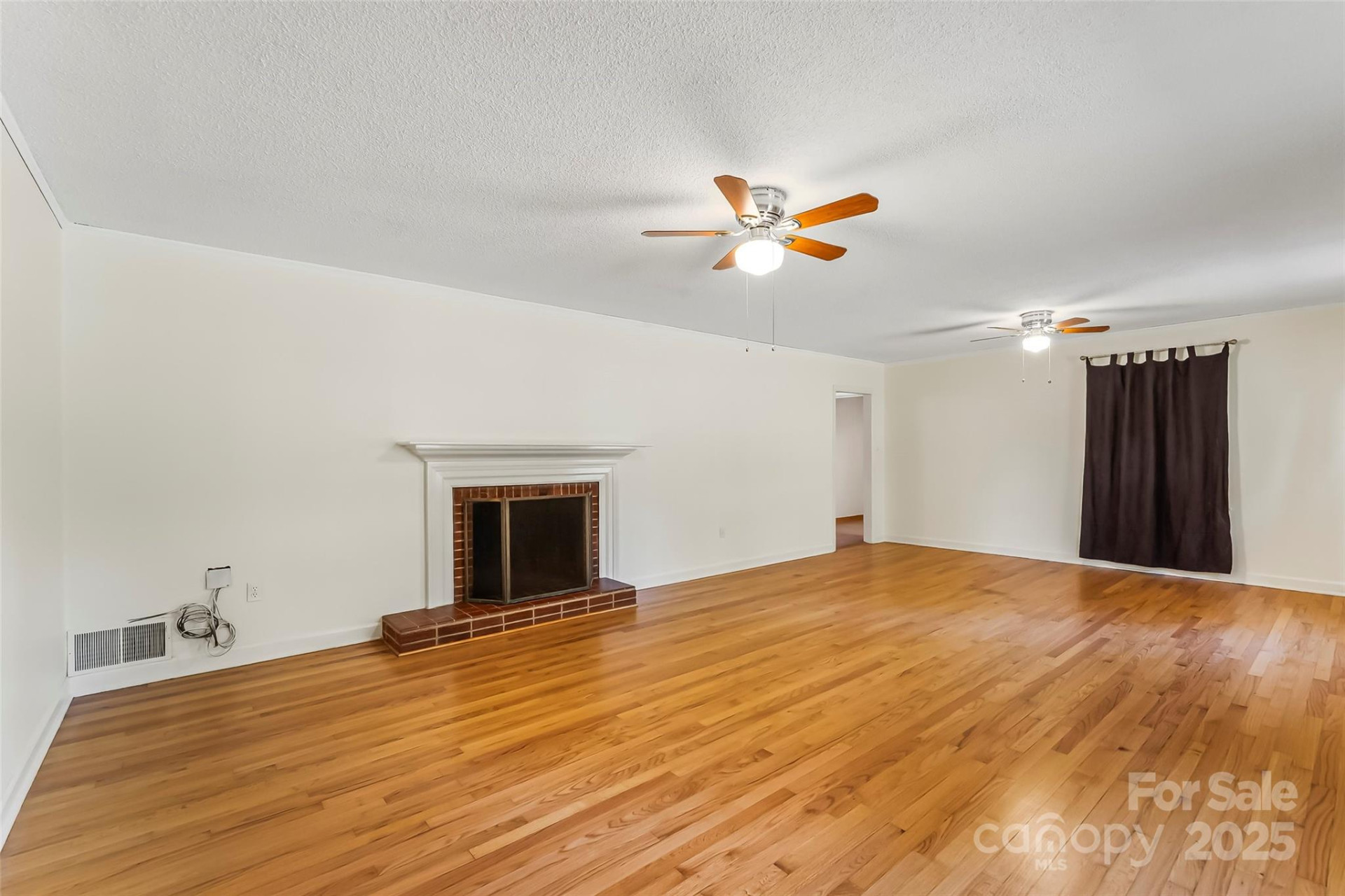 5325 US 70 Highway - Photo 3