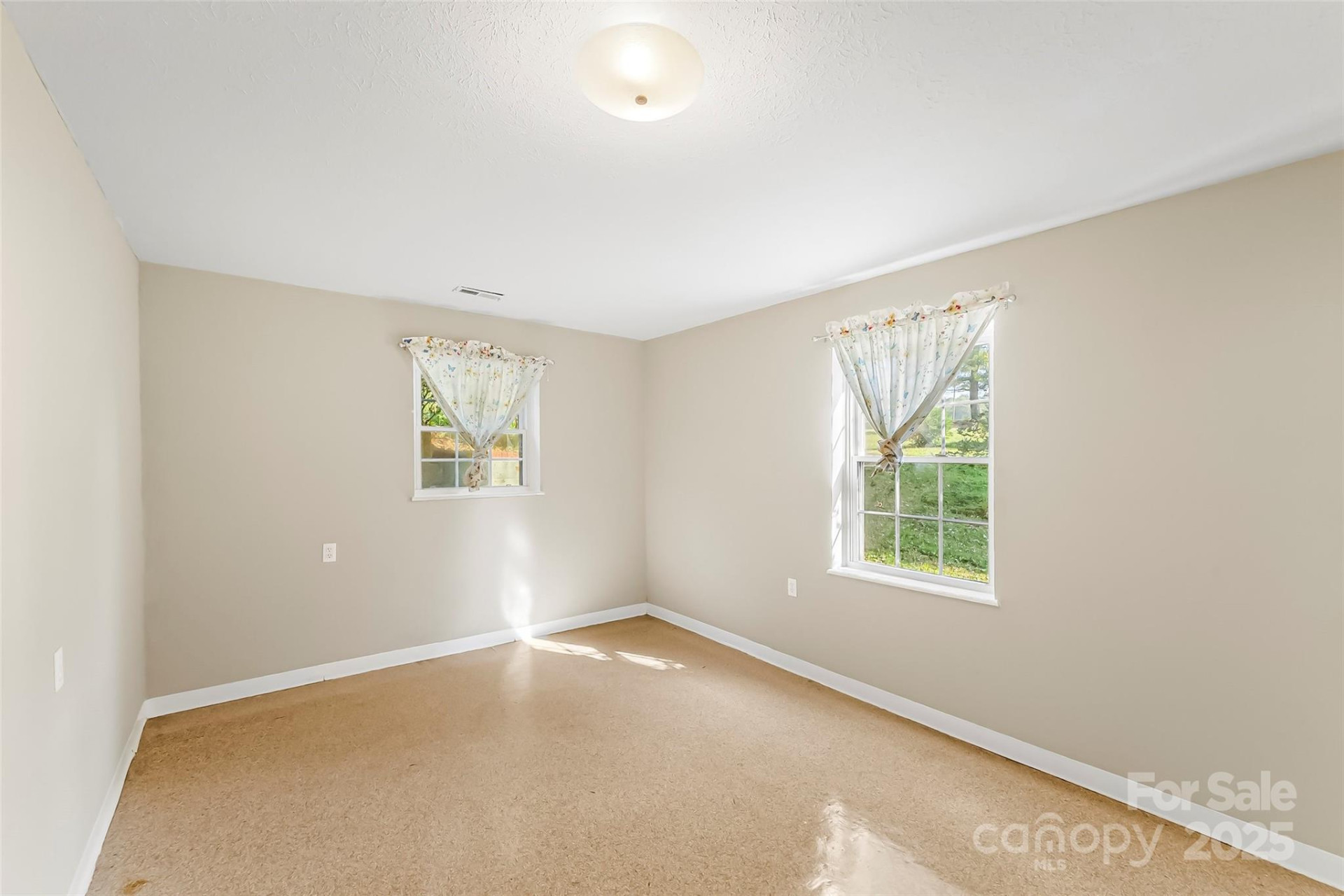 5325 US 70 Highway - Photo 27