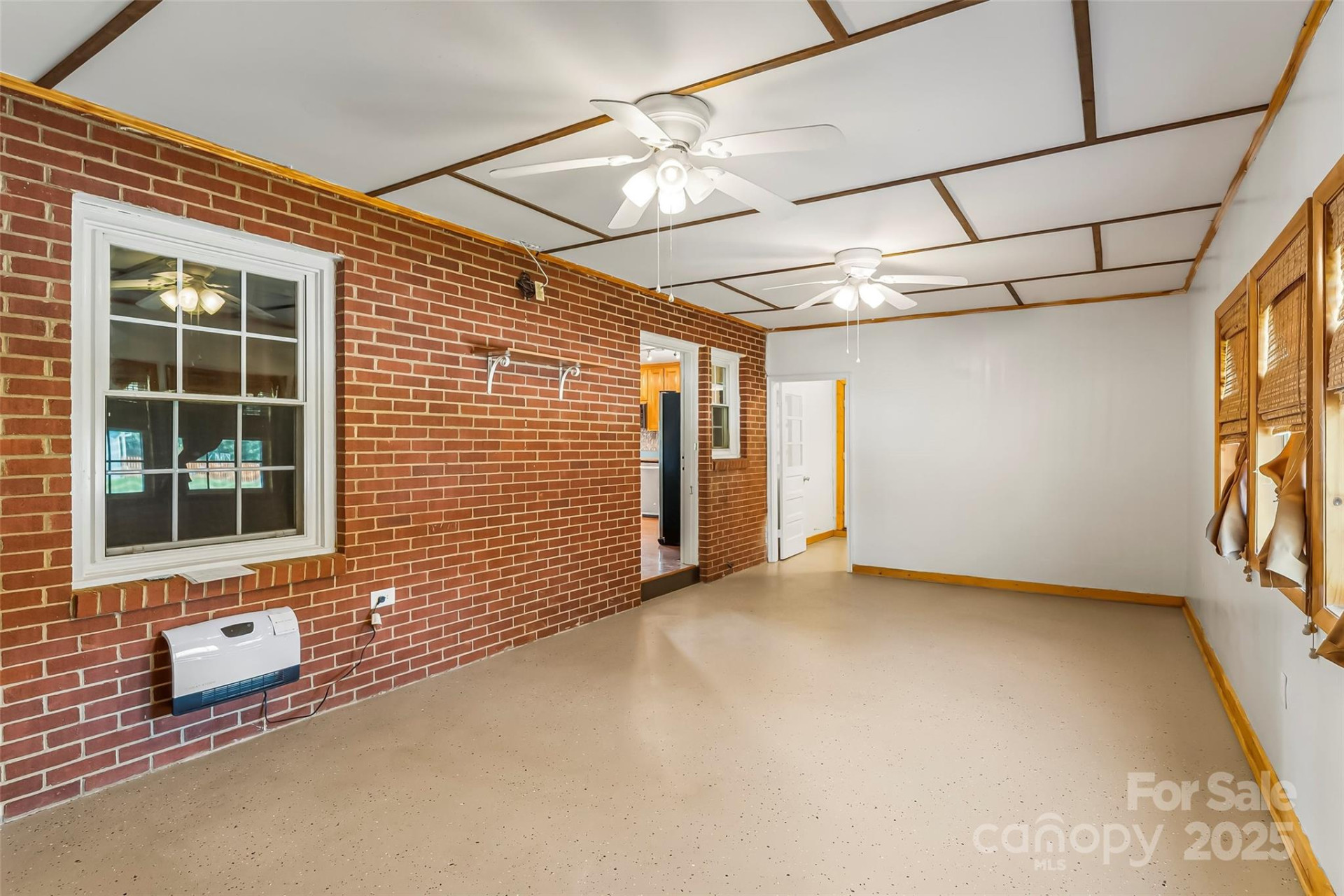 5325 US 70 Highway - Photo 10