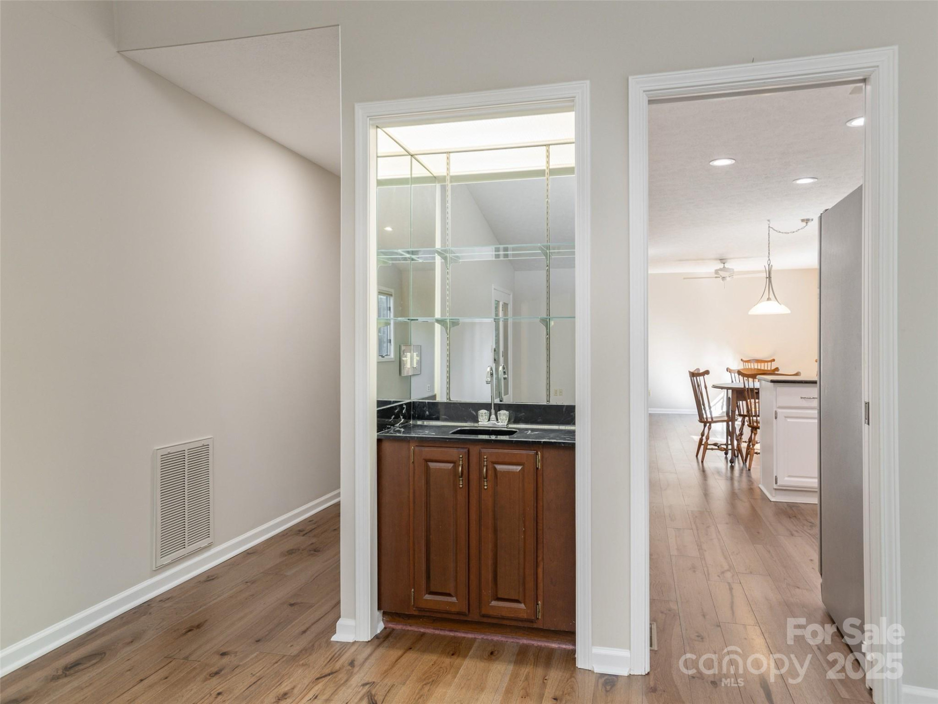 405 Wild Oak Lane - Photo 7