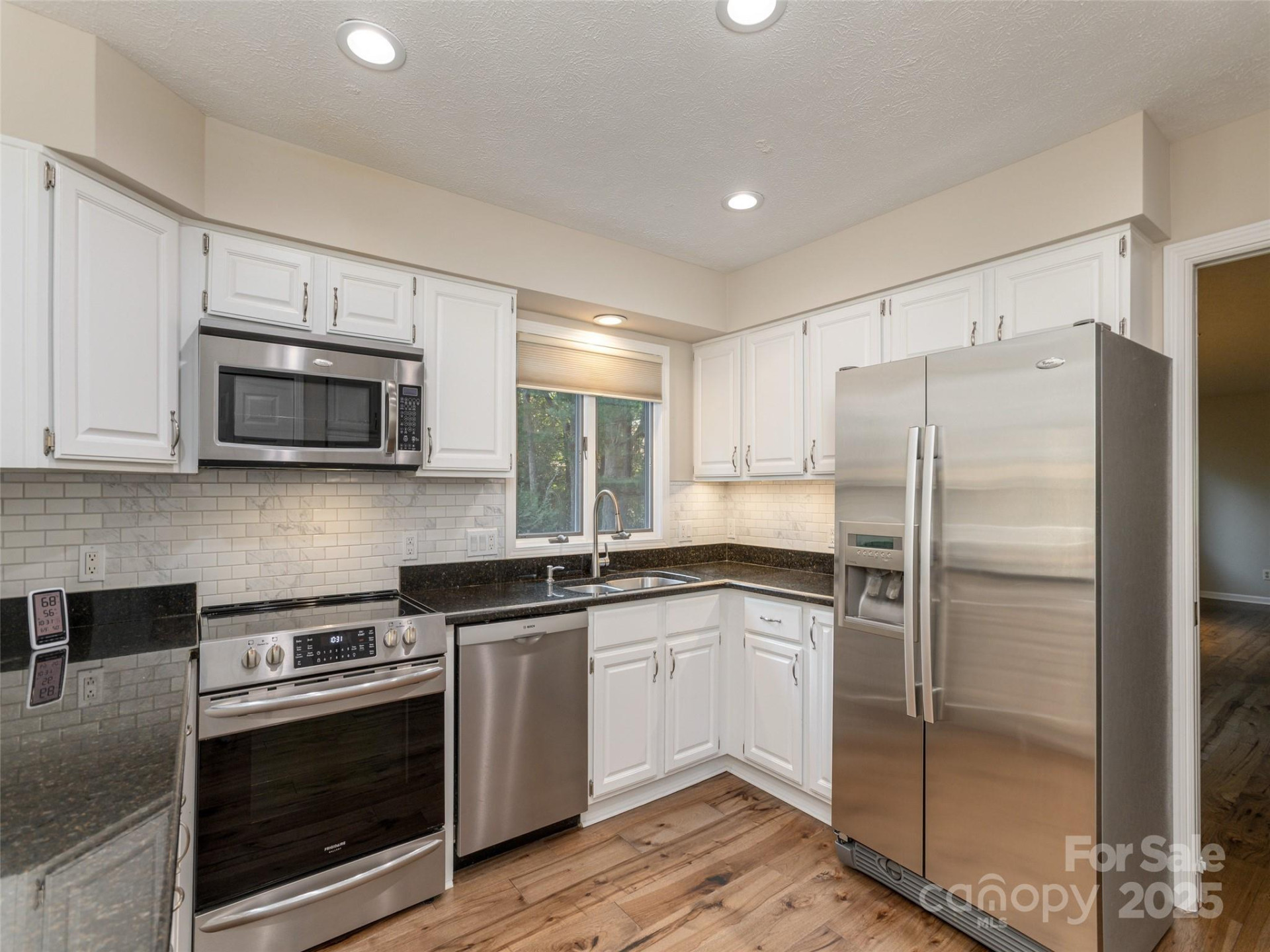 405 Wild Oak Lane - Photo 9