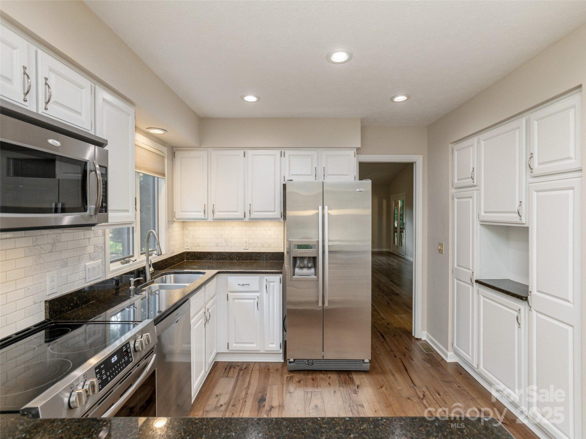 405 Wild Oak Lane - Photo 10