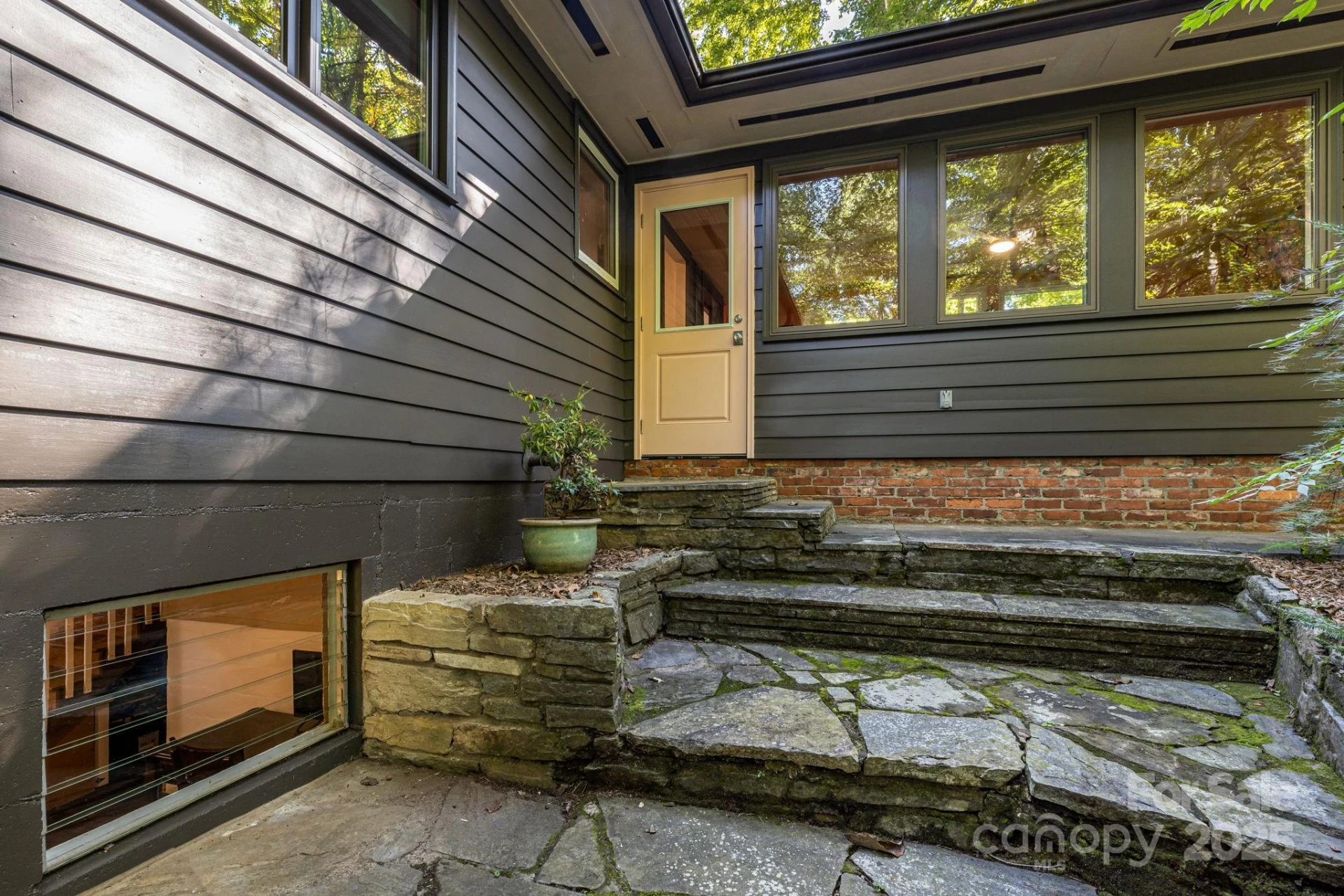750 Braewick Road - Photo 36