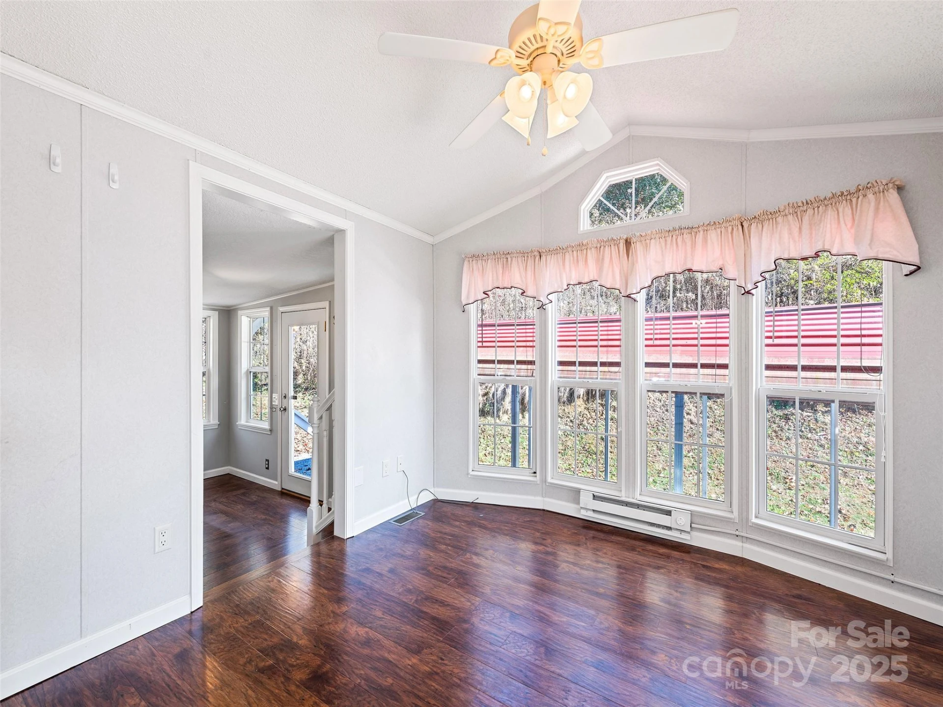 93 Merry Way - Photo 13