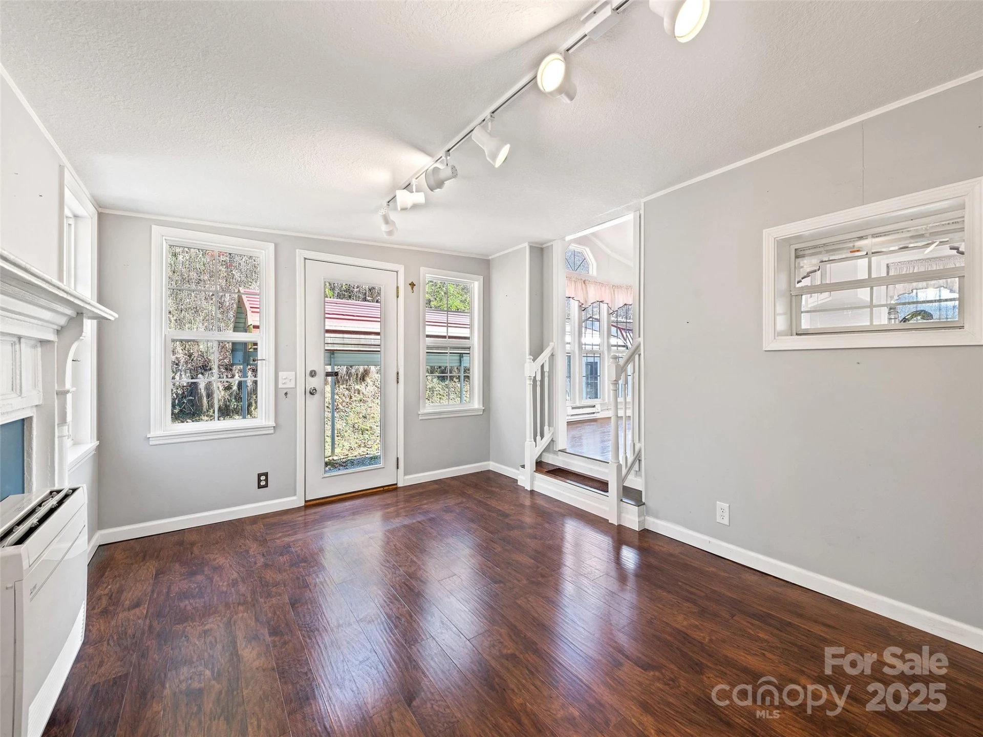 93 Merry Way - Photo 14
